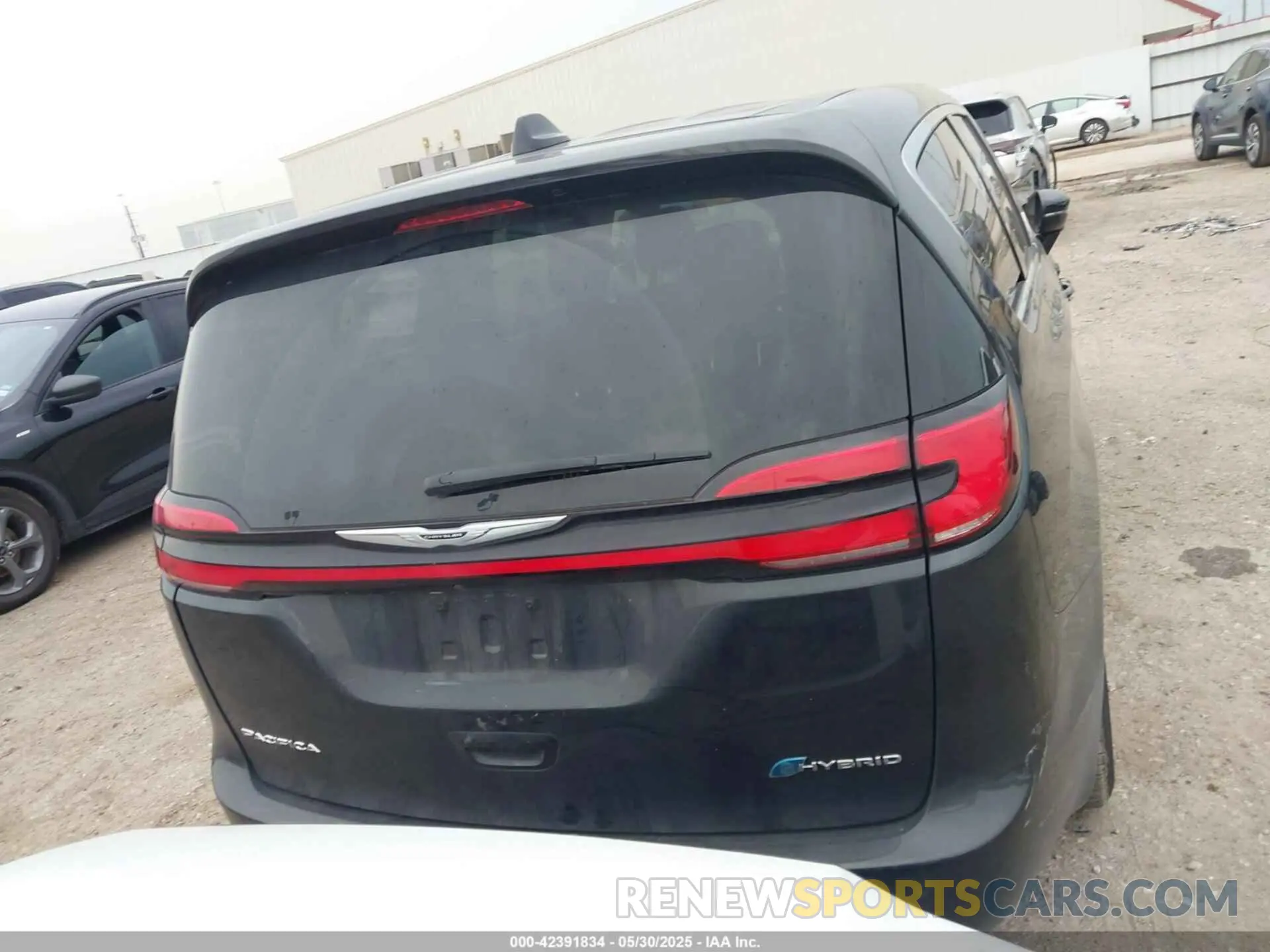 15 Photograph of a damaged car 2C4RC1L77PR631132 CHRYSLER PACIFICA HYBRID 2023