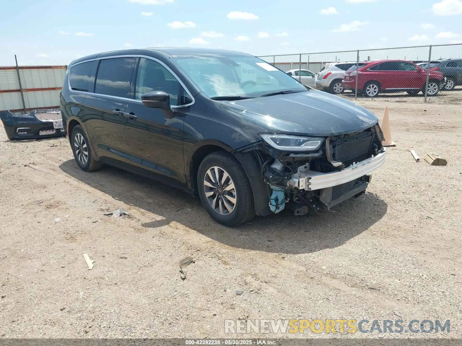 1 Photograph of a damaged car 2C4RC1L78PR631169 CHRYSLER PACIFICA HYBRID 2023