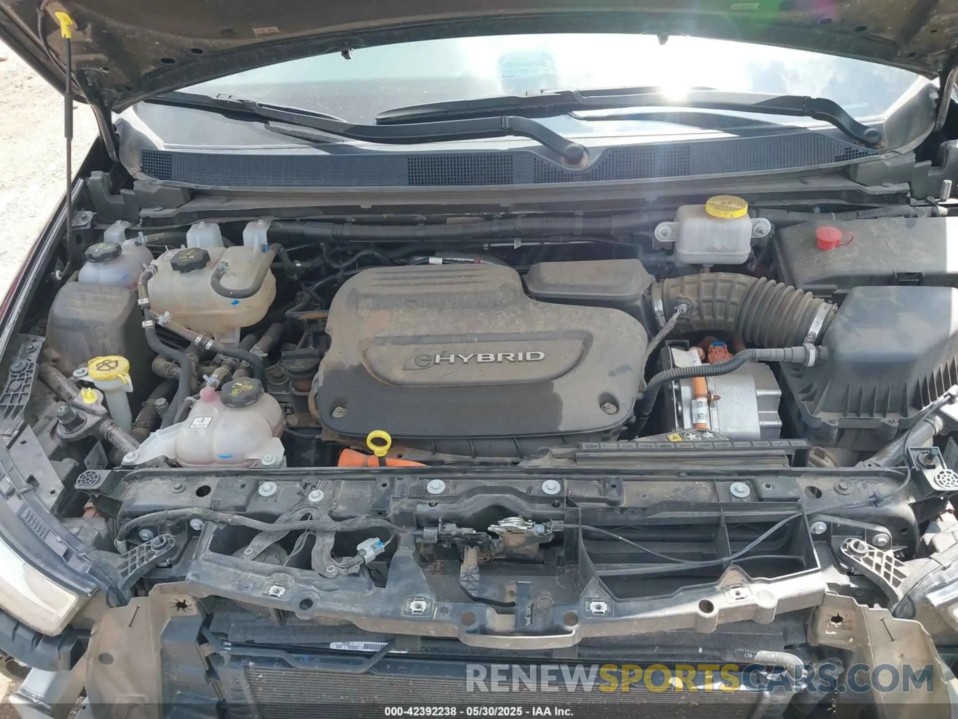 10 Photograph of a damaged car 2C4RC1L78PR631169 CHRYSLER PACIFICA HYBRID 2023