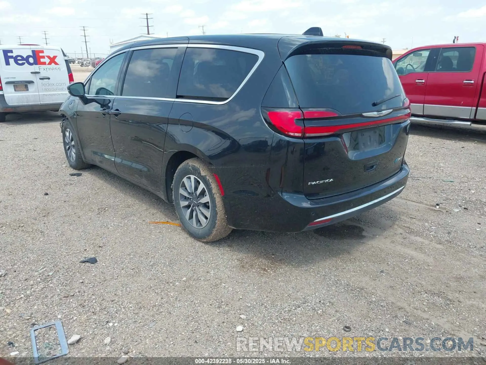 3 Photograph of a damaged car 2C4RC1L78PR631169 CHRYSLER PACIFICA HYBRID 2023