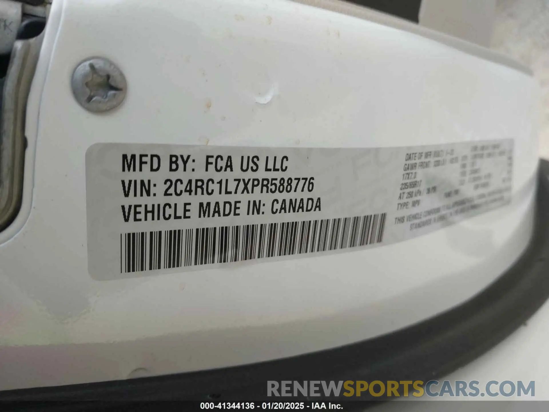 9 Photograph of a damaged car 2C4RC1L7XPR588776 CHRYSLER PACIFICA HYBRID 2023