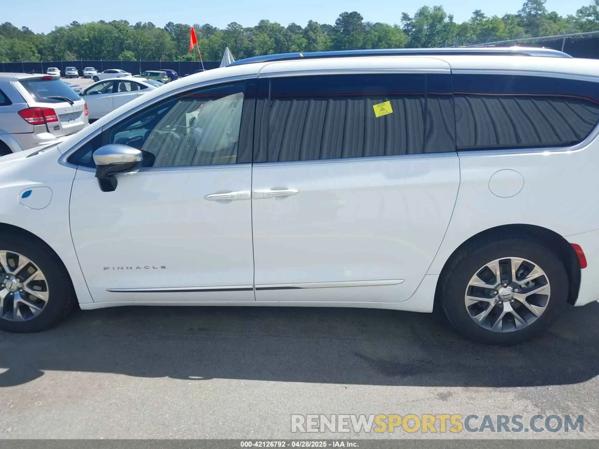 14 Photograph of a damaged car 2C4RC1N73PR569855 CHRYSLER PACIFICA HYBRID 2023