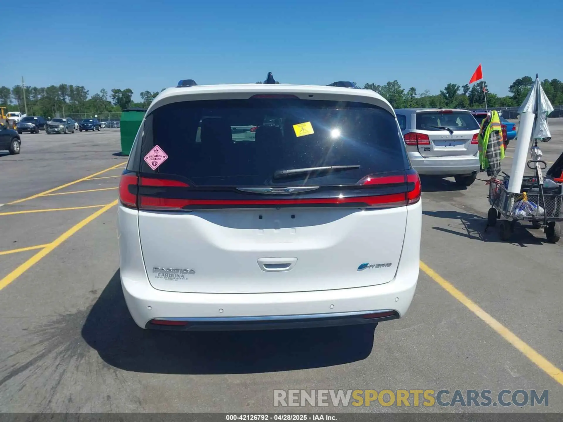 16 Photograph of a damaged car 2C4RC1N73PR569855 CHRYSLER PACIFICA HYBRID 2023