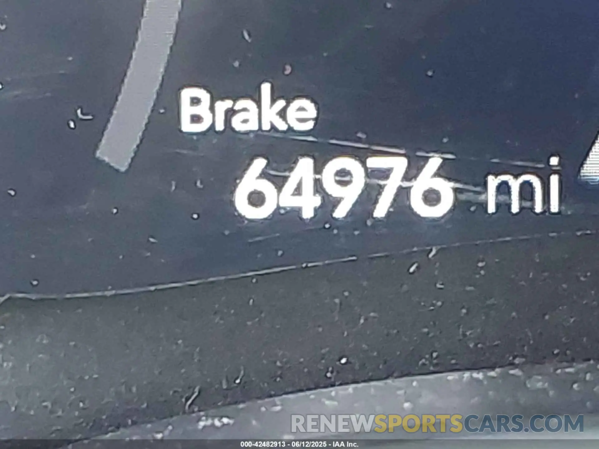 15 Photograph of a damaged car 2C4RC1S73PR541980 CHRYSLER PACIFICA HYBRID 2023