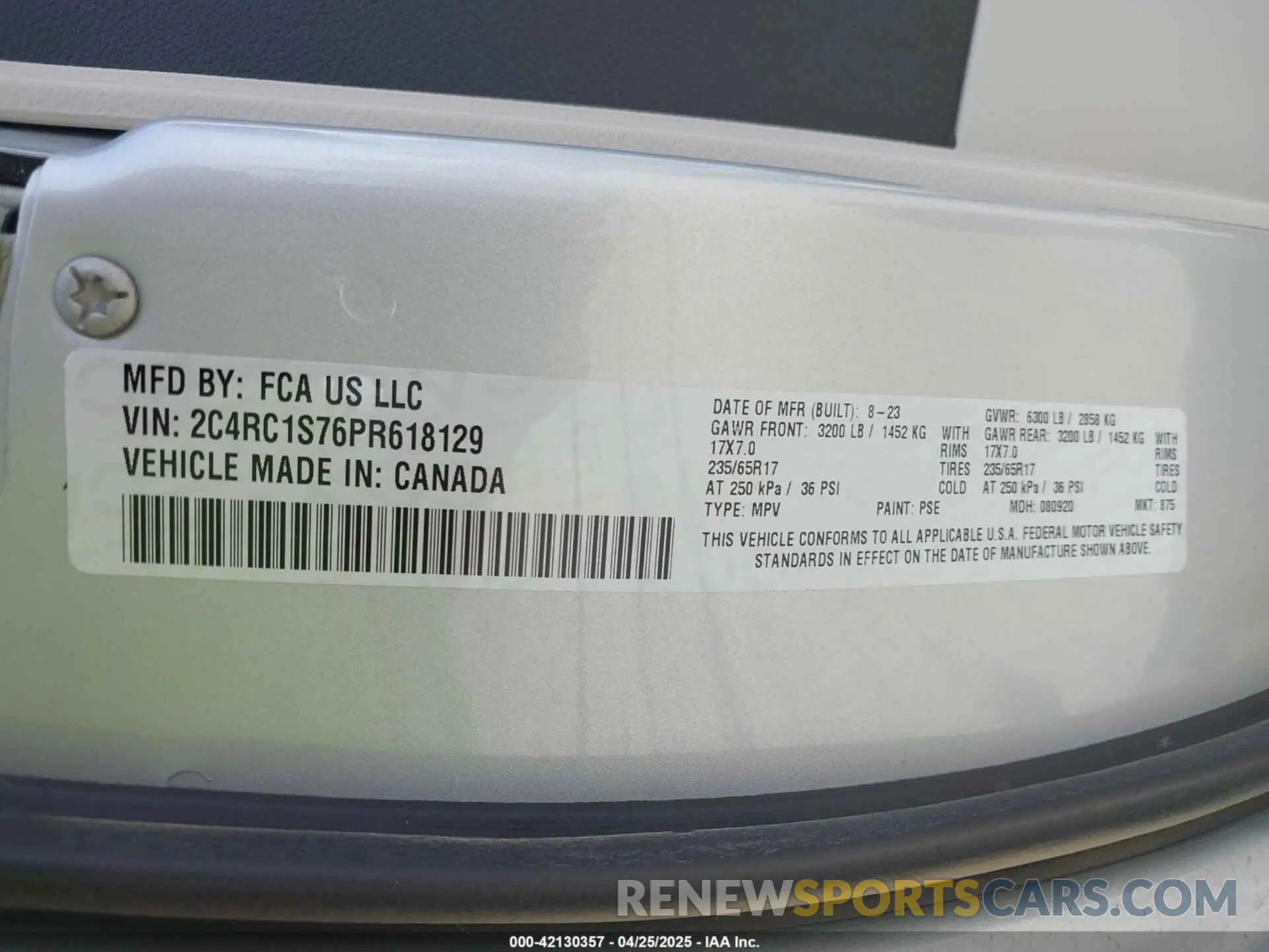 9 Photograph of a damaged car 2C4RC1S76PR618129 CHRYSLER PACIFICA HYBRID 2023