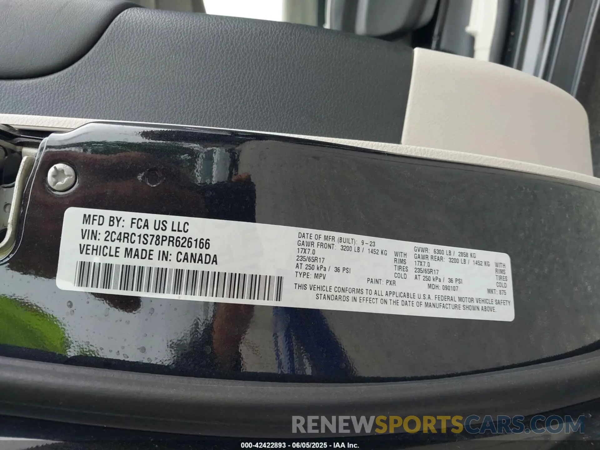 9 Photograph of a damaged car 2C4RC1S78PR626166 CHRYSLER PACIFICA HYBRID 2023