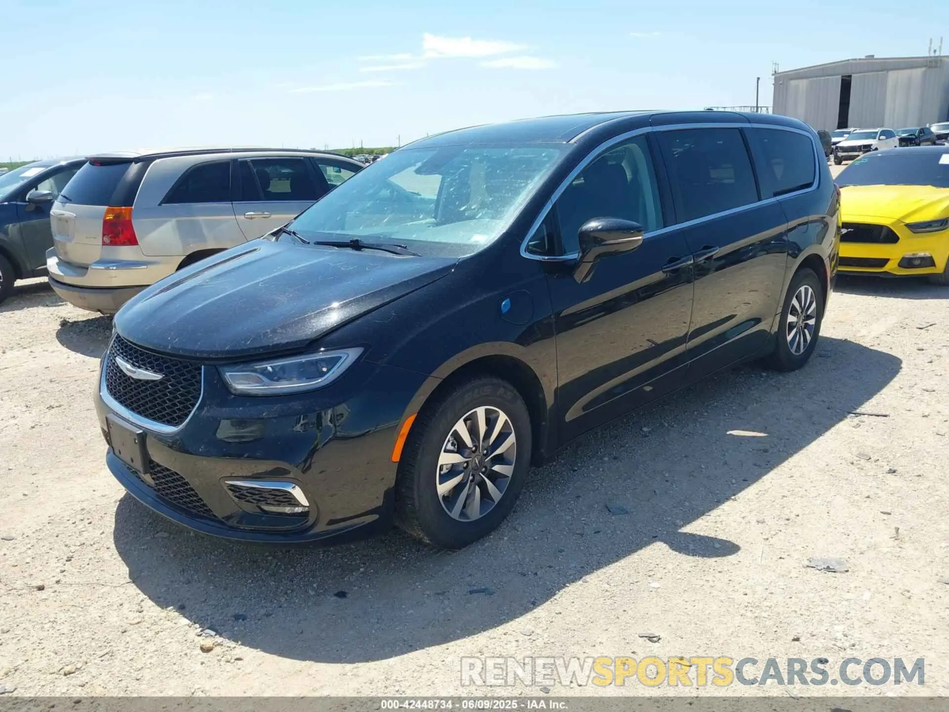 2 Photograph of a damaged car 2C4RC1S70RR169467 CHRYSLER PACIFICA HYBRID 2024