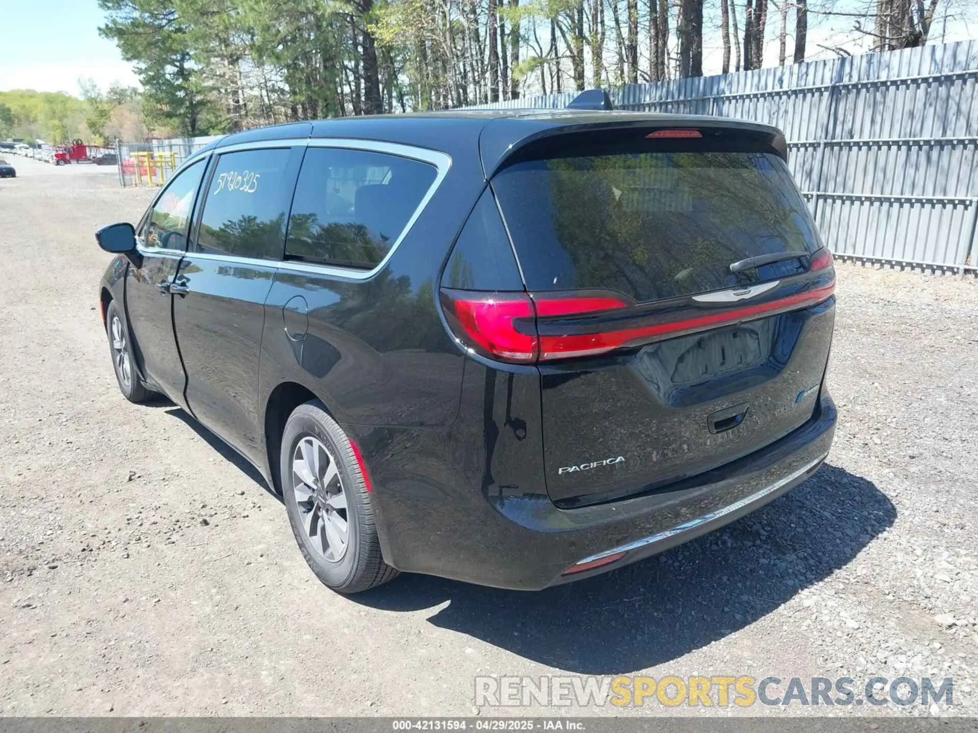 3 Photograph of a damaged car 2C4RC1S71RR156890 CHRYSLER PACIFICA HYBRID 2024