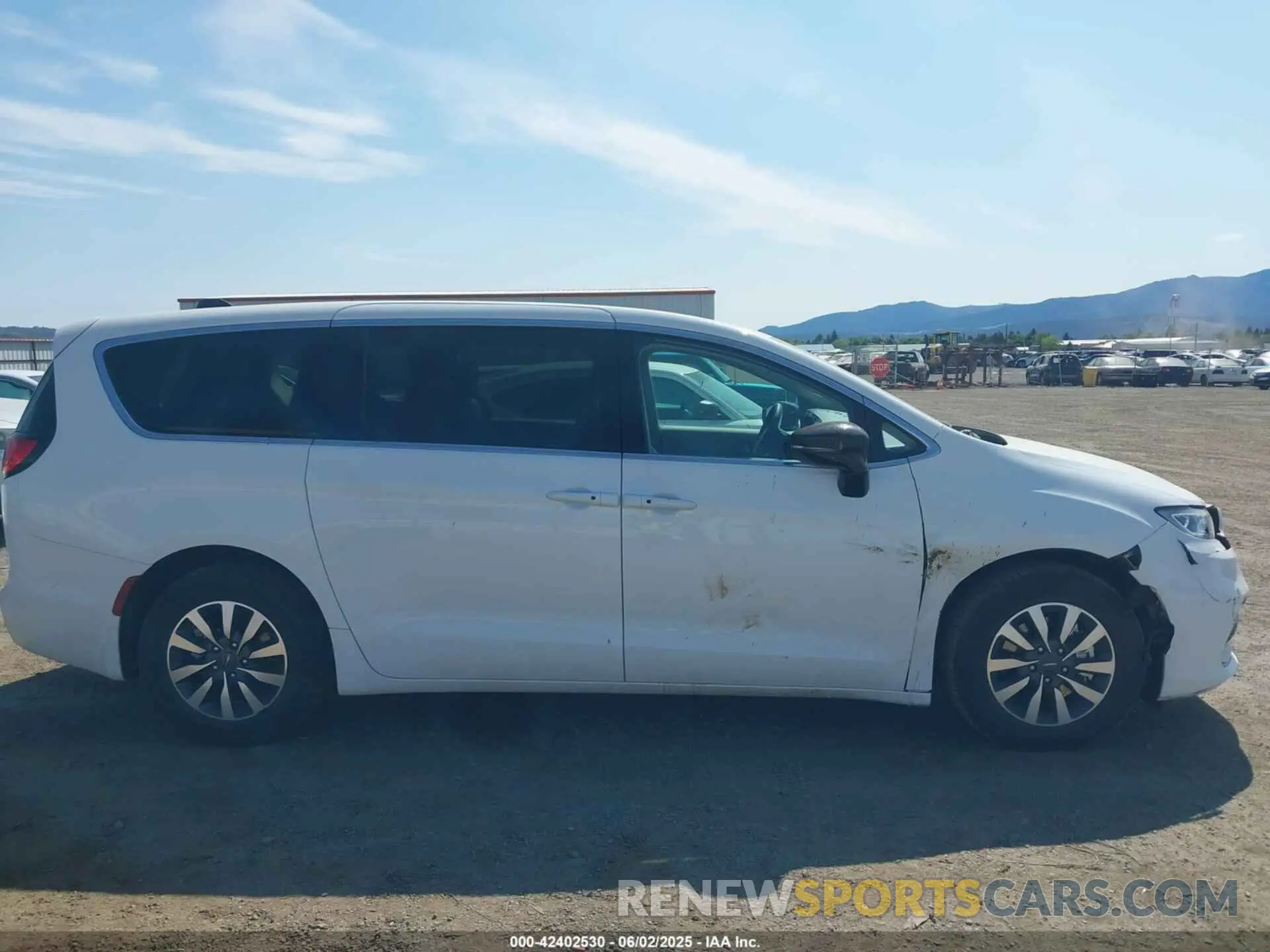 13 Photograph of a damaged car 2C4RC1S71RR174452 CHRYSLER PACIFICA HYBRID 2024