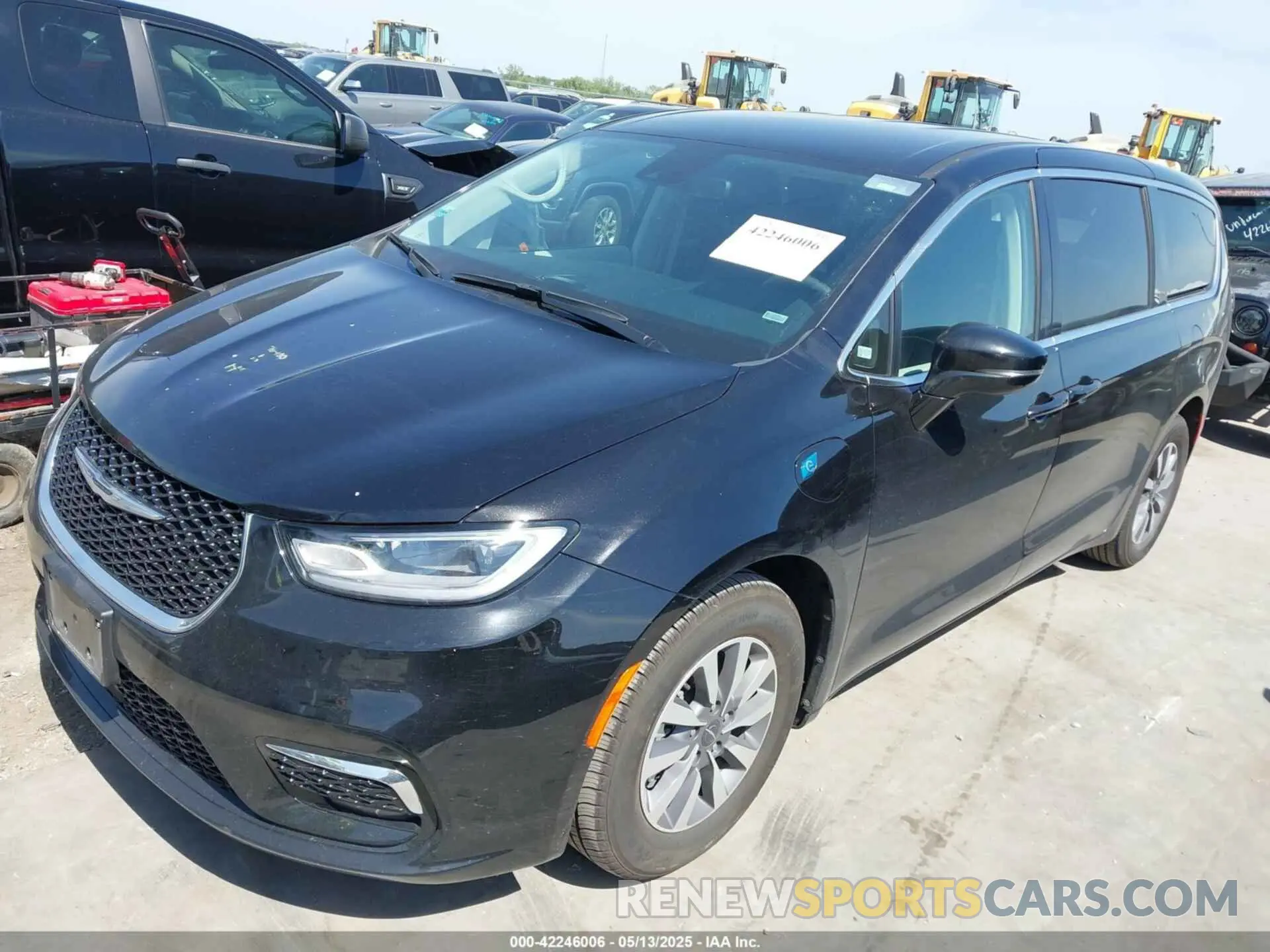2 Photograph of a damaged car 2C4RC1S73RR185310 CHRYSLER PACIFICA HYBRID 2024
