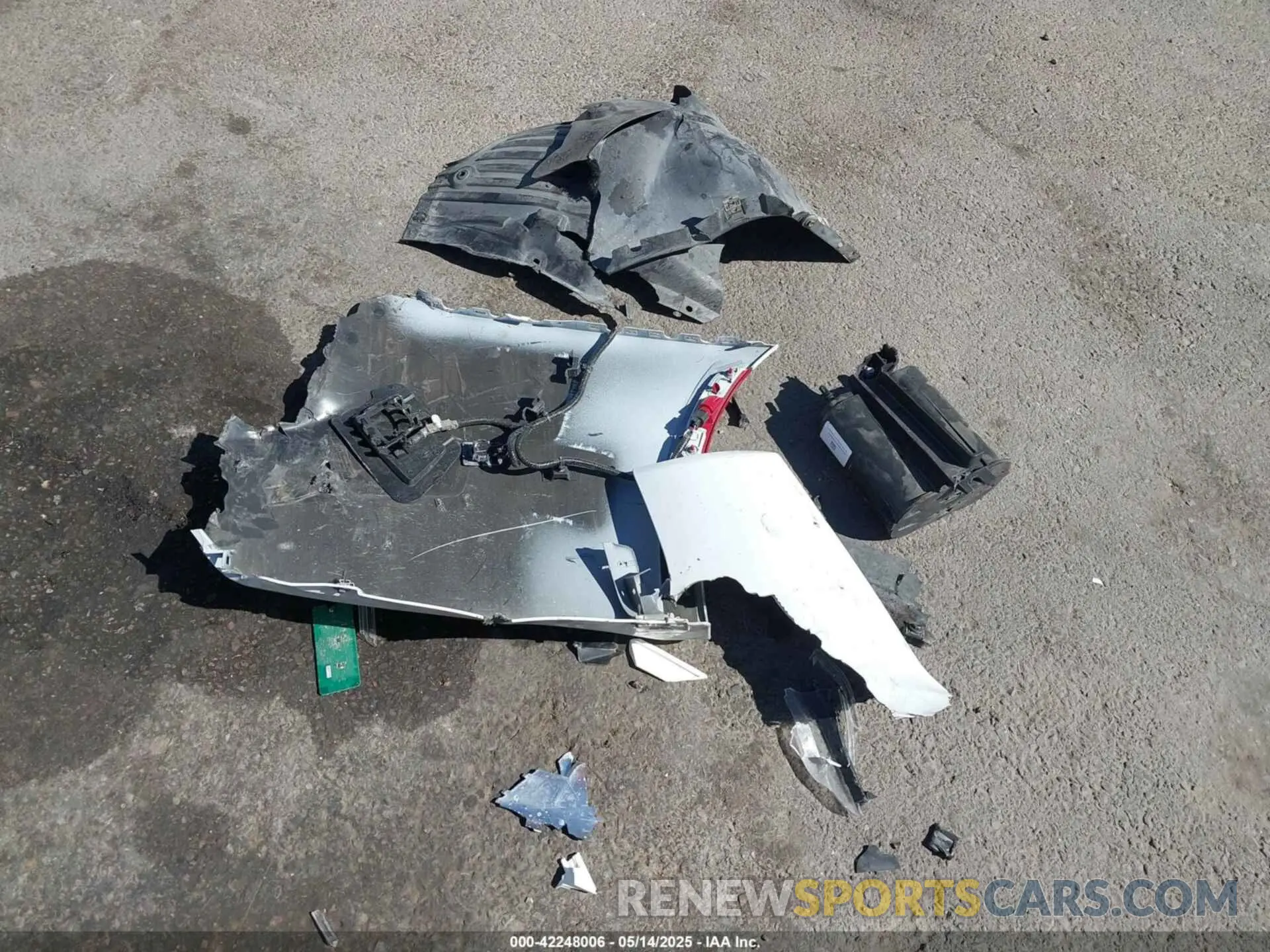 12 Photograph of a damaged car 2C4RC1S74RR104251 CHRYSLER PACIFICA HYBRID 2024