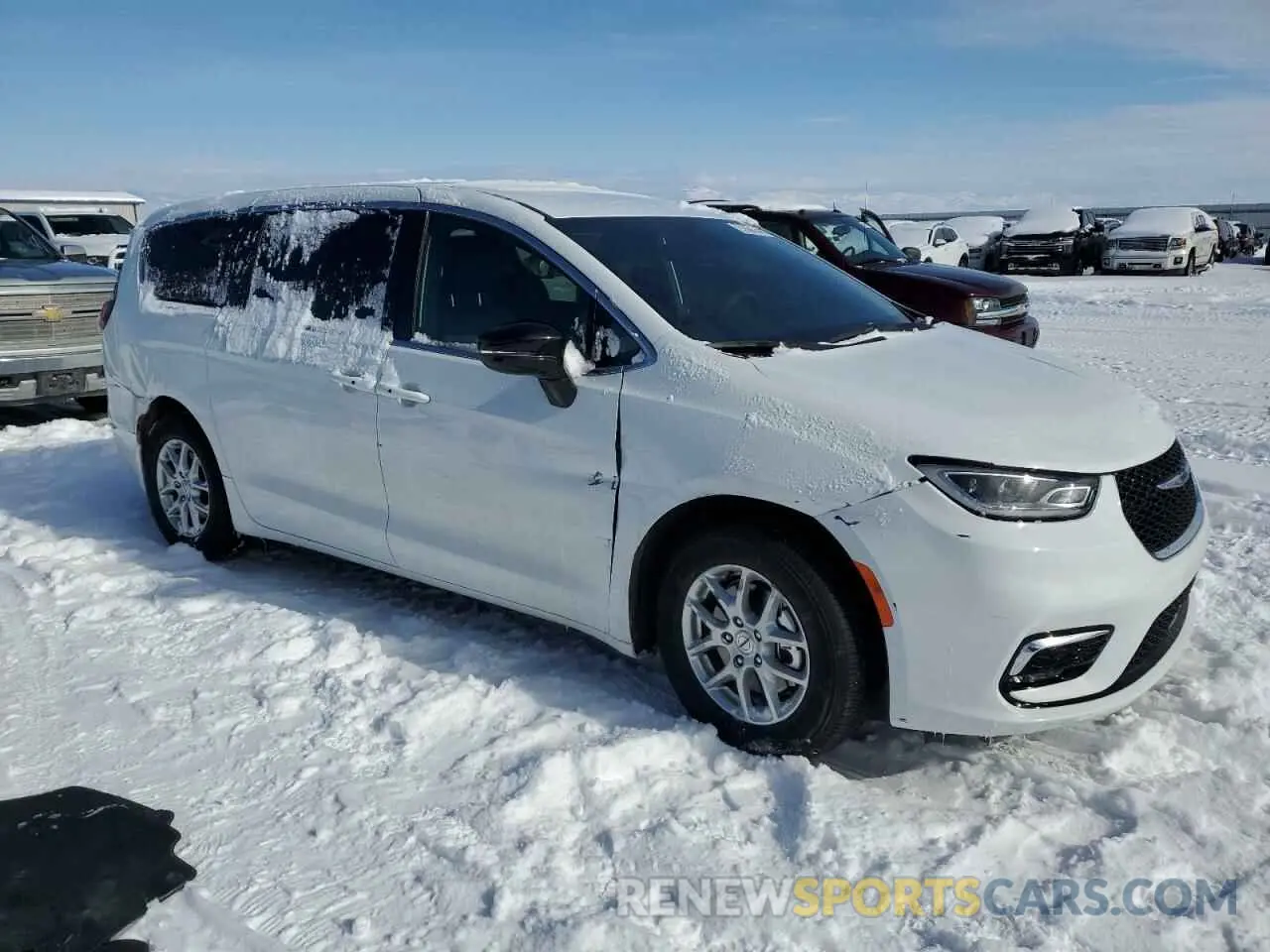 4 Photograph of a damaged car 2C4RC1BG0SR515717 CHRYSLER PACIFICA S 2025