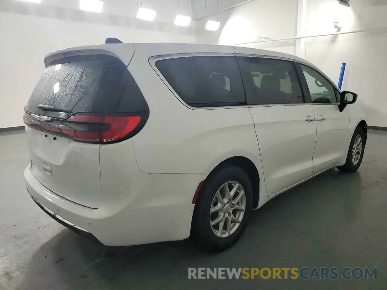 3 Photograph of a damaged car 2C4RC1BG0SR581586 CHRYSLER PACIFICA S 2025