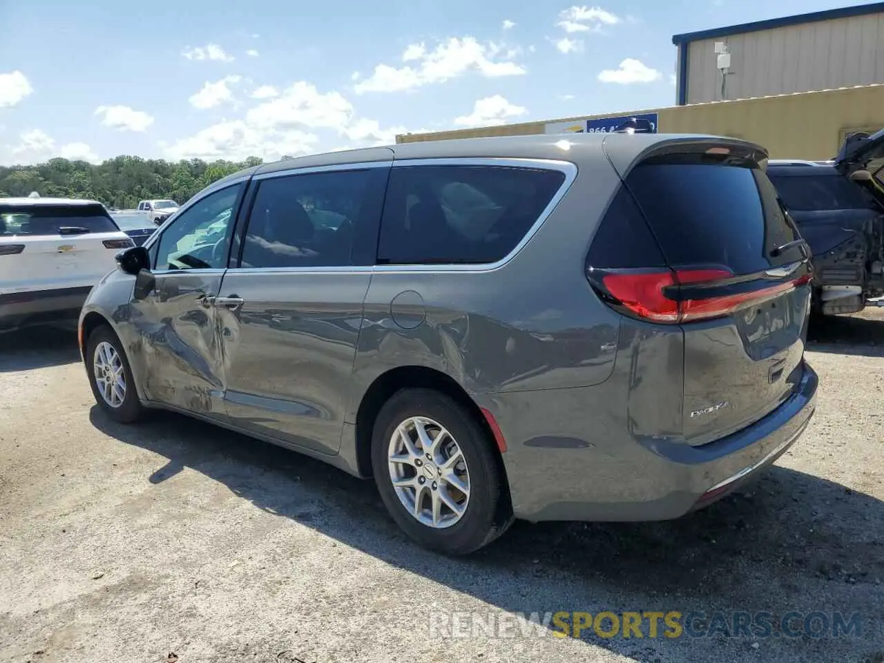 2 Photograph of a damaged car 2C4RC1BG1SR556499 CHRYSLER PACIFICA S 2025