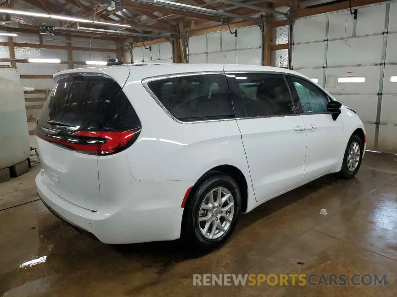 3 Photograph of a damaged car 2C4RC1BG3SR531720 CHRYSLER PACIFICA S 2025