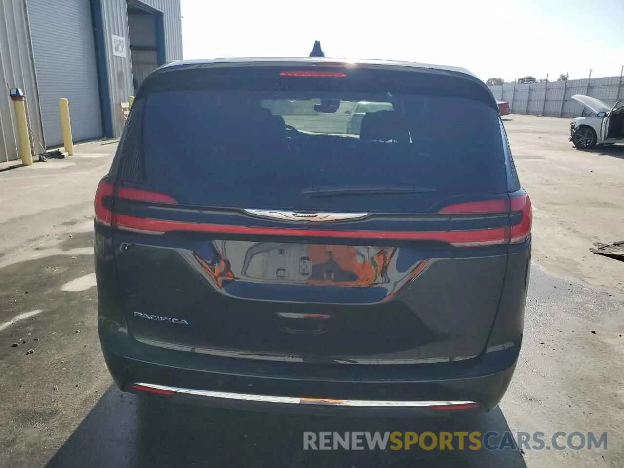 6 Photograph of a damaged car 2C4RC1BG5SR503529 CHRYSLER PACIFICA S 2025