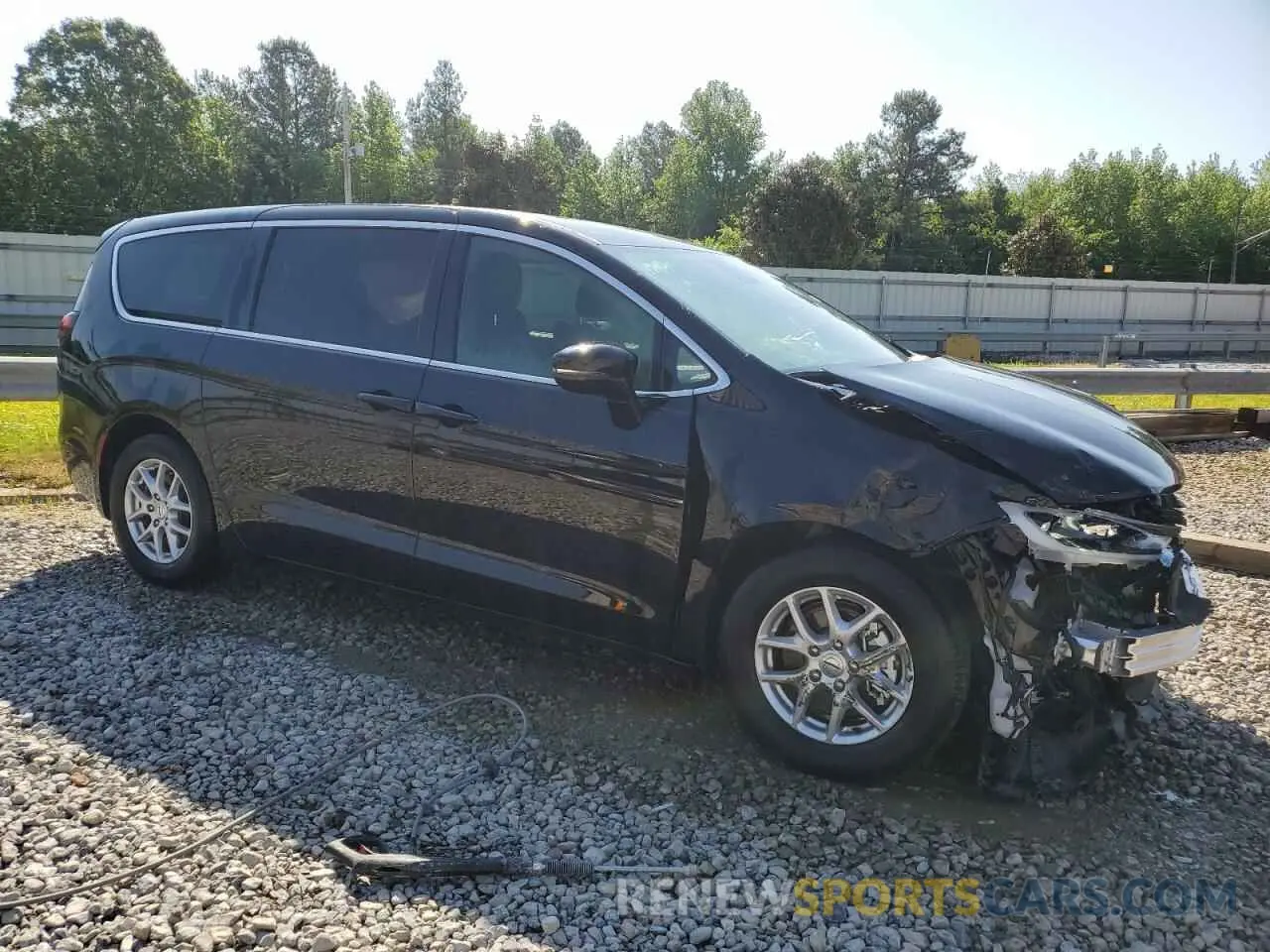4 Photograph of a damaged car 2C4RC1BG5SR506446 CHRYSLER PACIFICA S 2025