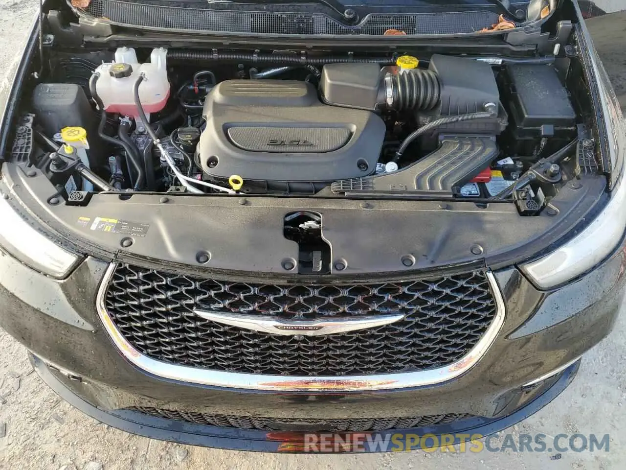 12 Photograph of a damaged car 2C4RC1BG5SR520959 CHRYSLER PACIFICA S 2025