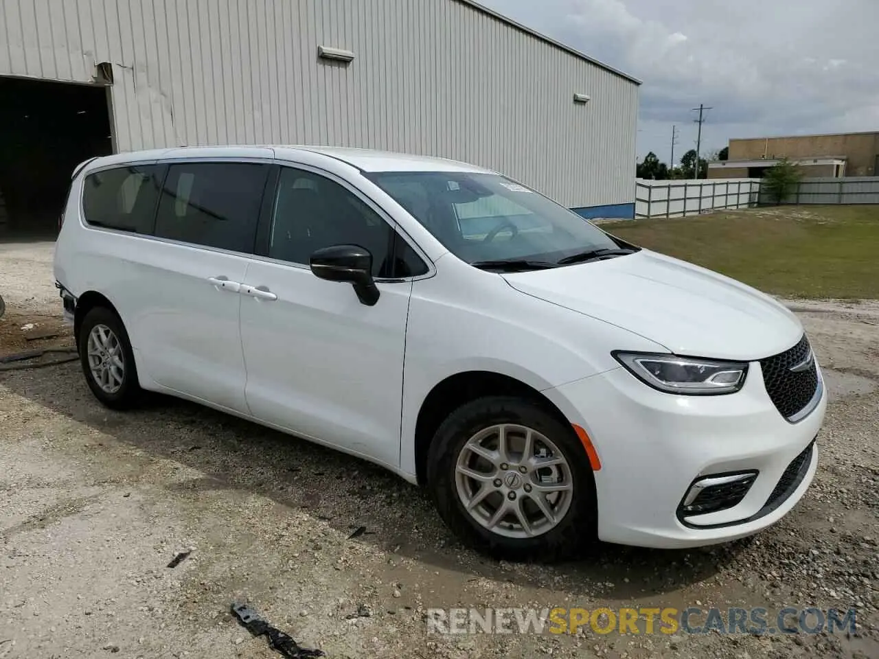 4 Photograph of a damaged car 2C4RC1BG5SR549006 CHRYSLER PACIFICA S 2025