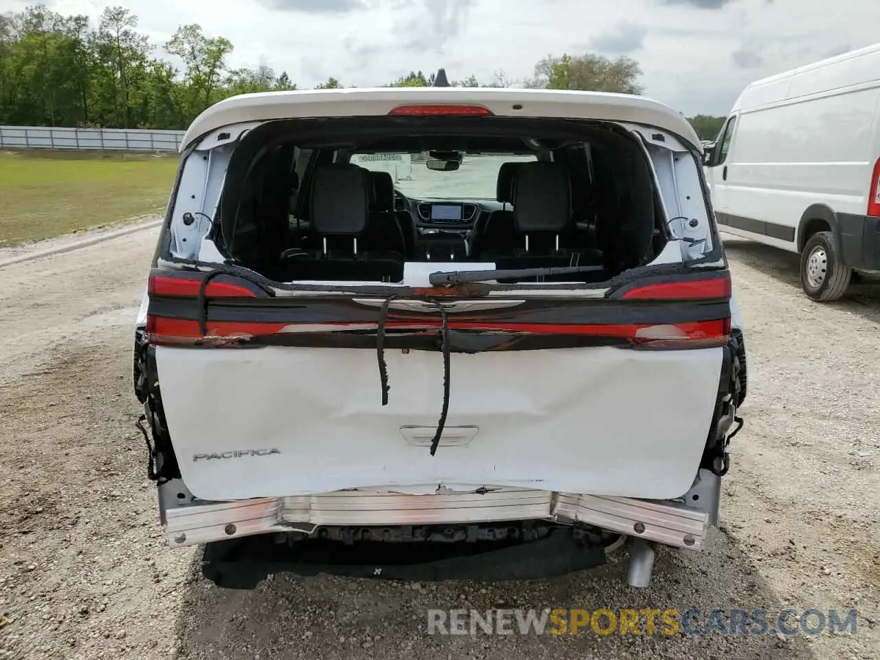 6 Photograph of a damaged car 2C4RC1BG5SR549006 CHRYSLER PACIFICA S 2025