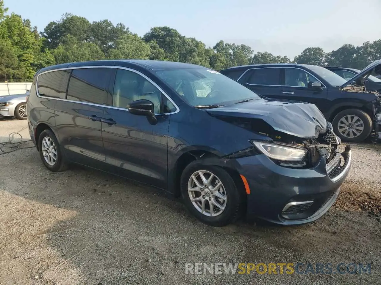 4 Photograph of a damaged car 2C4RC1BG6SR502695 CHRYSLER PACIFICA S 2025