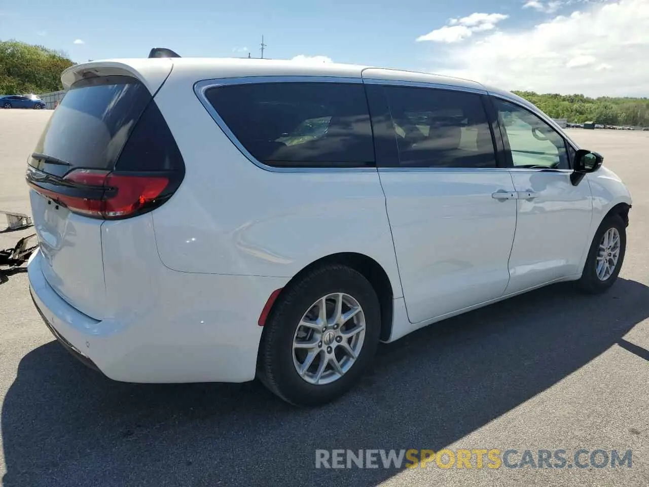 3 Photograph of a damaged car 2C4RC1BG6SR540718 CHRYSLER PACIFICA S 2025