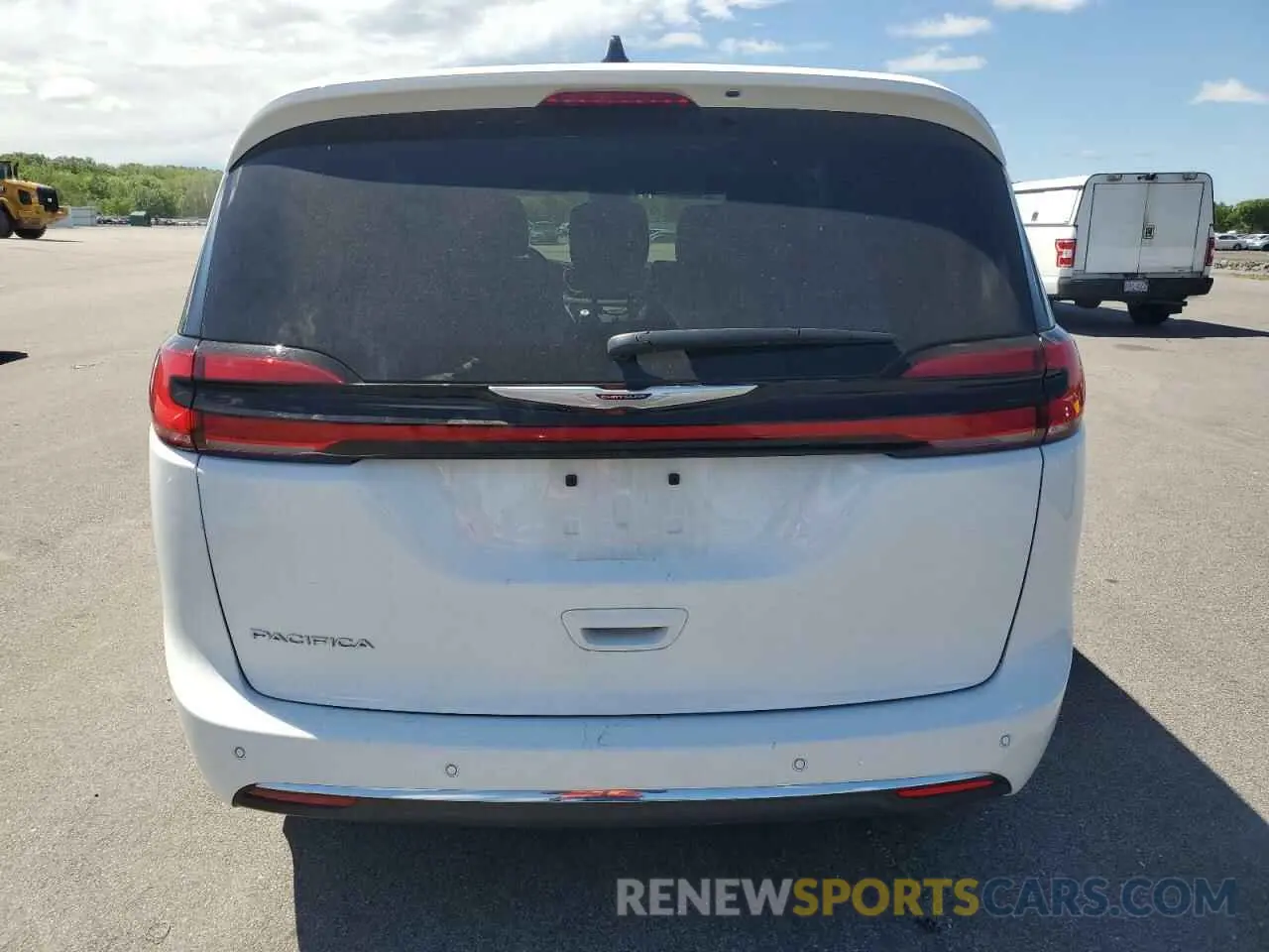 6 Photograph of a damaged car 2C4RC1BG6SR540718 CHRYSLER PACIFICA S 2025