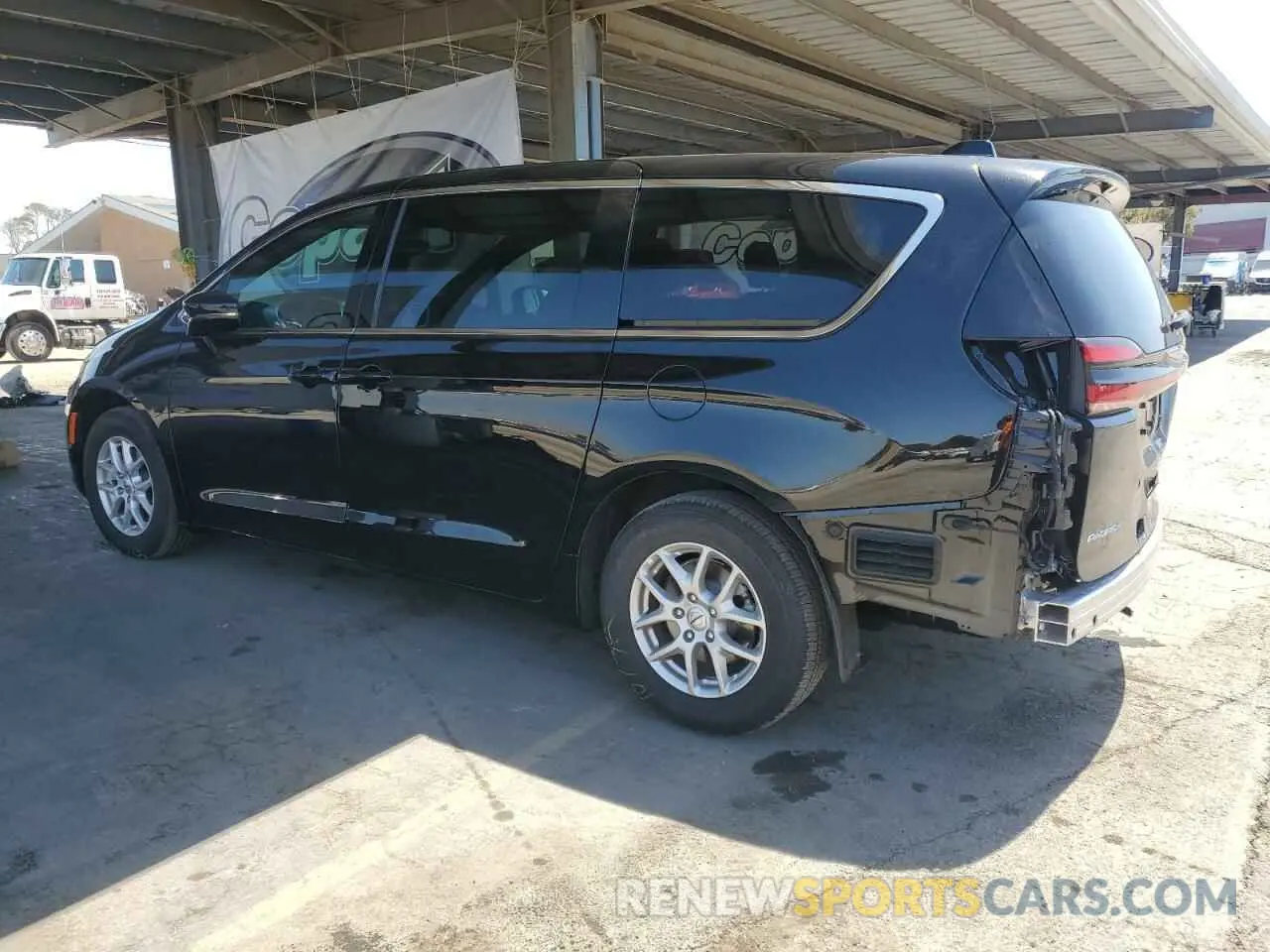 2 Photograph of a damaged car 2C4RC1BG8SR529946 CHRYSLER PACIFICA S 2025