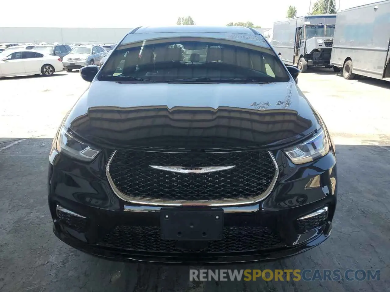 5 Photograph of a damaged car 2C4RC1BG8SR529946 CHRYSLER PACIFICA S 2025