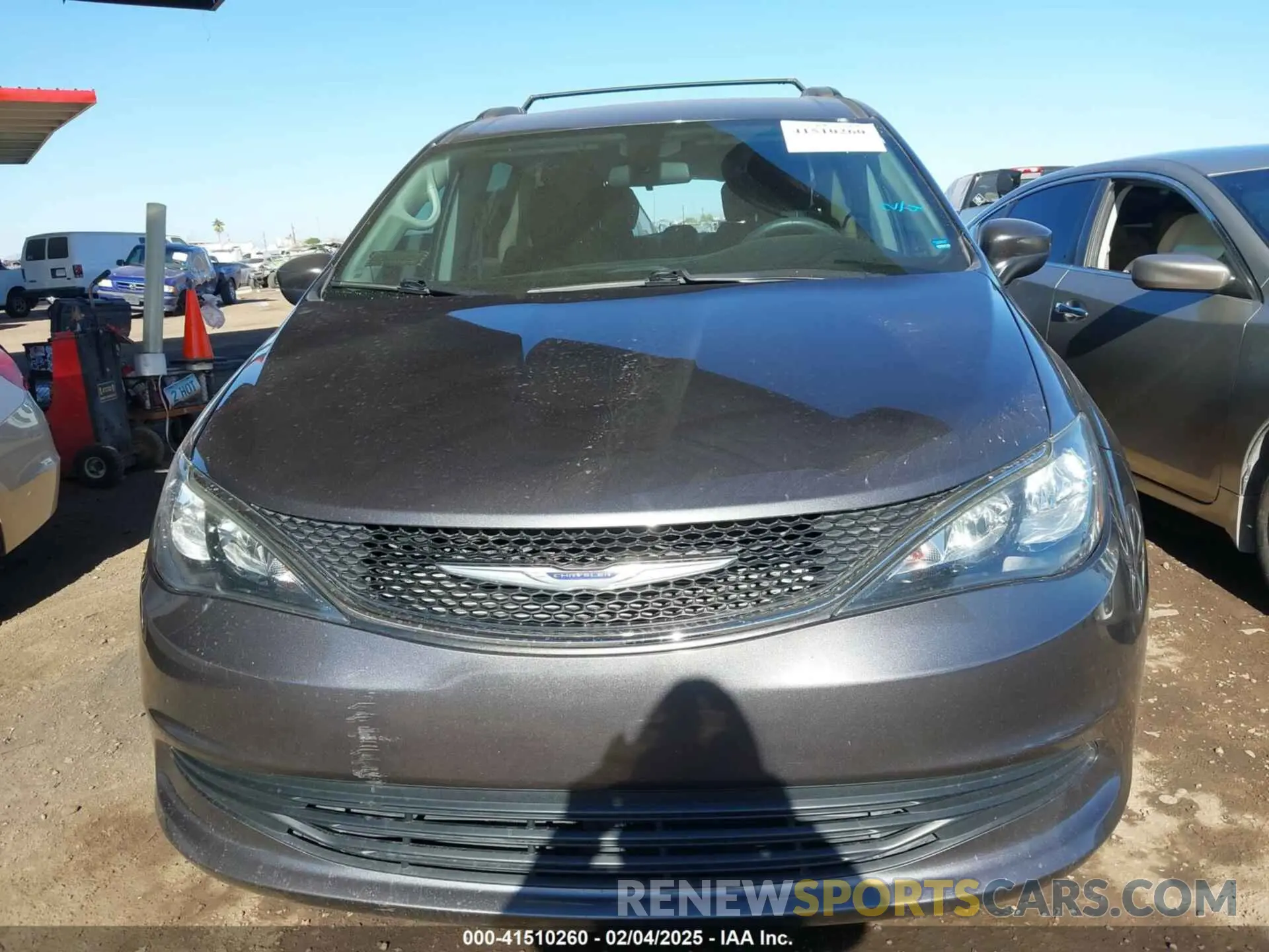 12 Photograph of a damaged car 2C4RC1CG6LR138780 CHRYSLER VOYAGER 2020