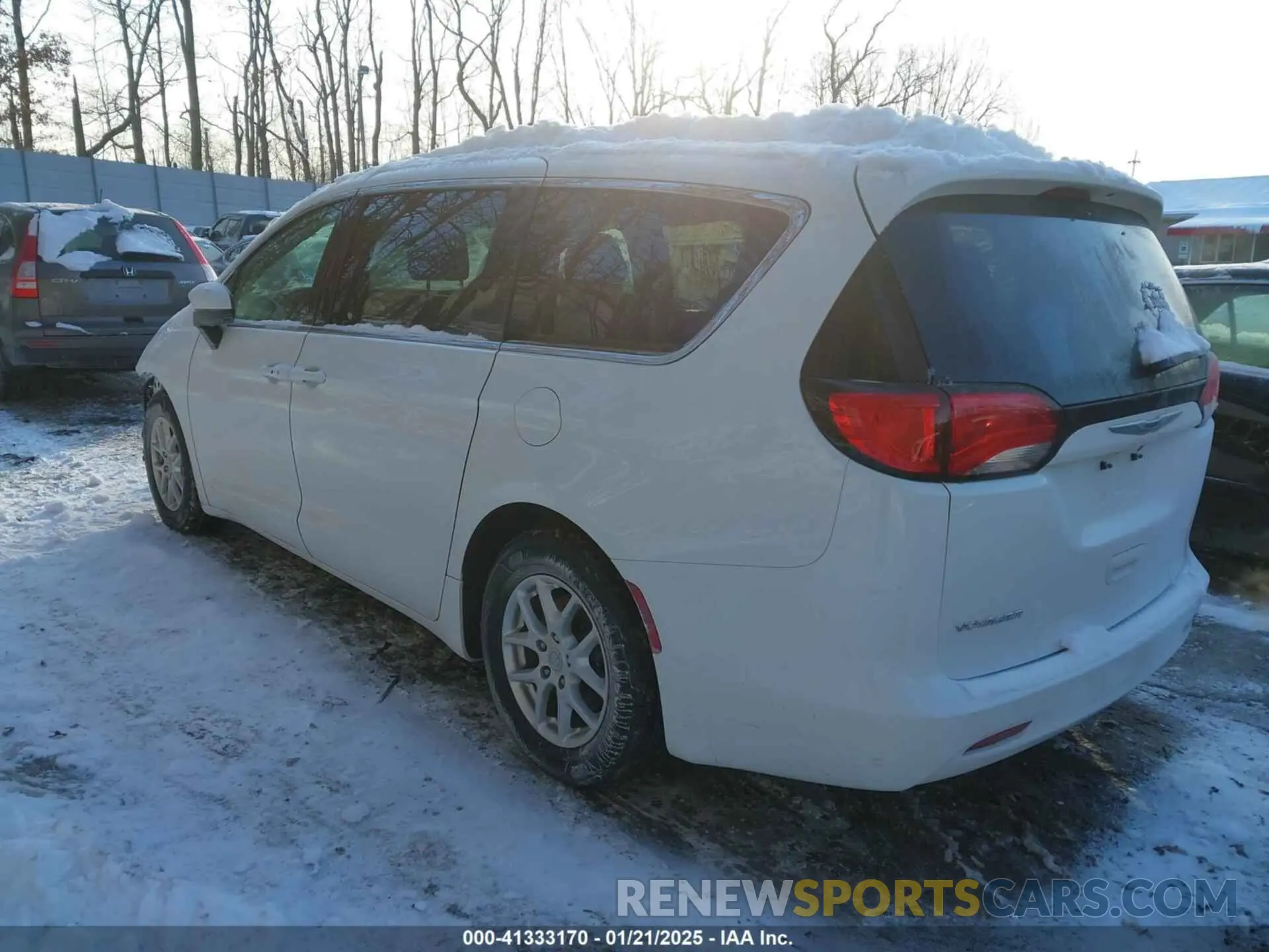 3 Photograph of a damaged car 2C4RC1CG7LR287442 CHRYSLER VOYAGER 2020
