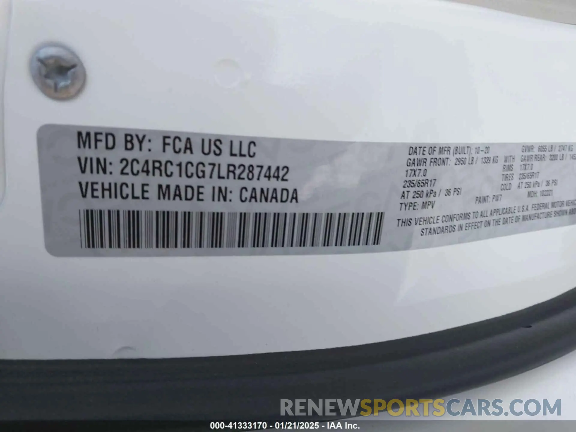 9 Photograph of a damaged car 2C4RC1CG7LR287442 CHRYSLER VOYAGER 2020