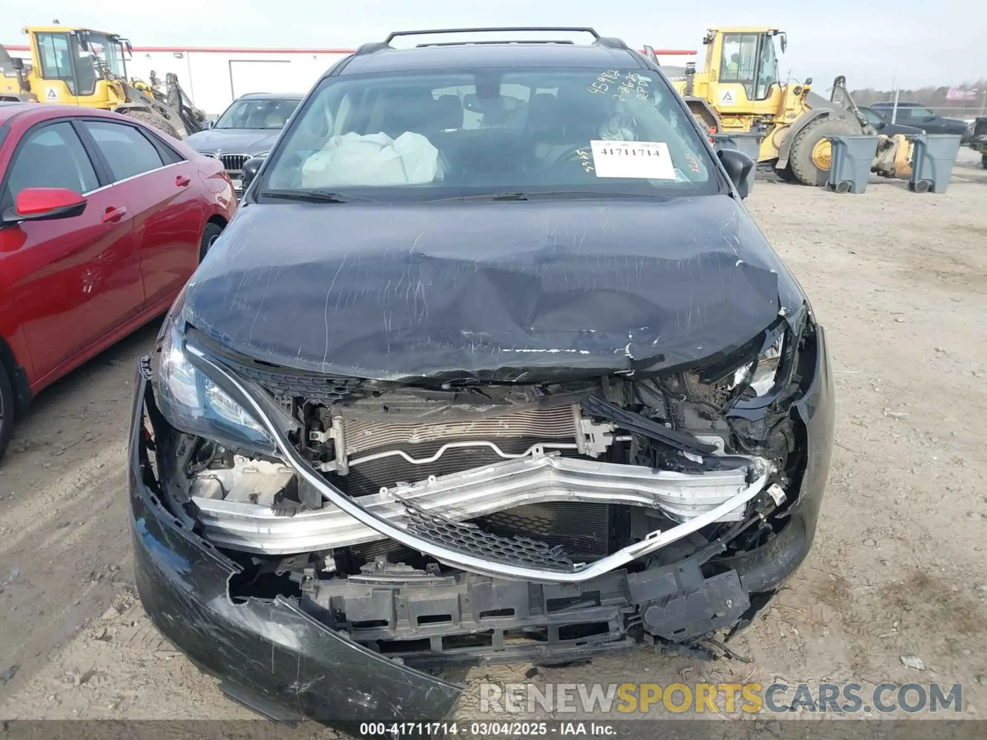 12 Photograph of a damaged car 2C4RC1DG2LR262141 CHRYSLER VOYAGER 2020