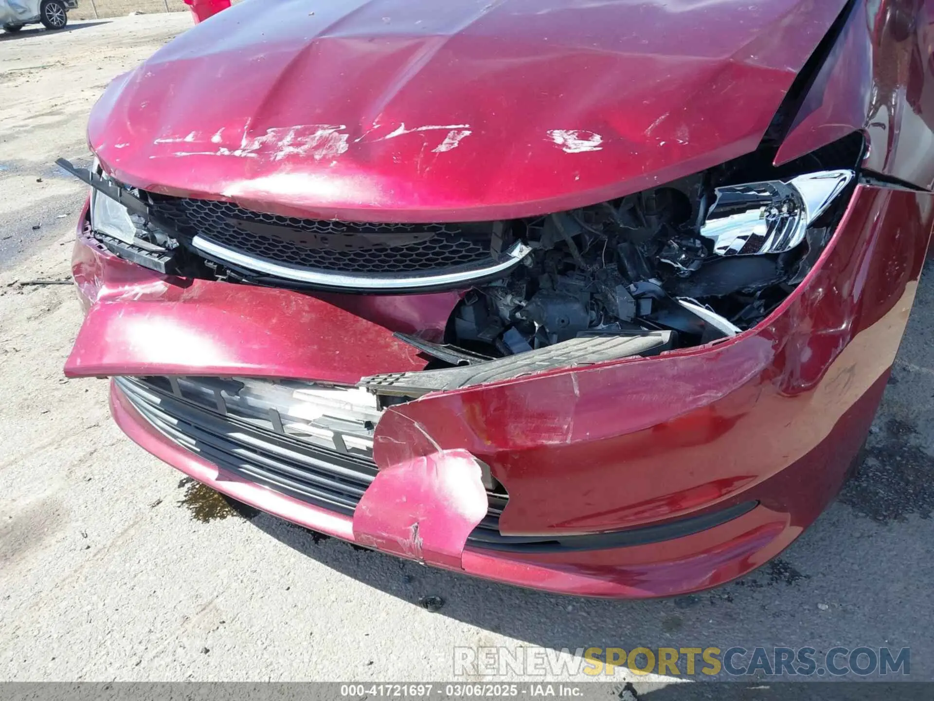 6 Photograph of a damaged car 2C4RC1DG3LR144552 CHRYSLER VOYAGER 2020