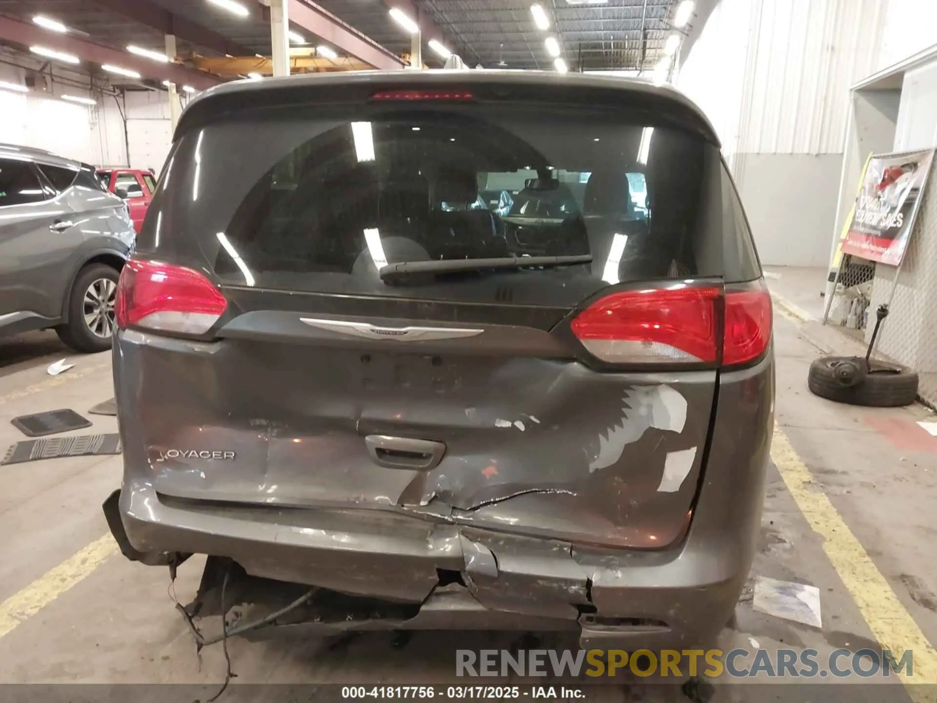16 Photograph of a damaged car 2C4RC1DG3LR151663 CHRYSLER VOYAGER 2020