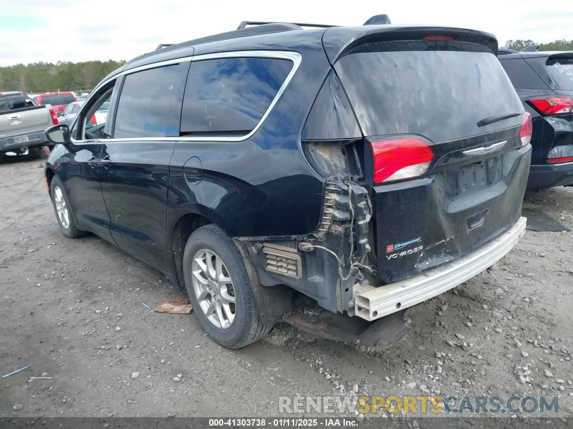 3 Photograph of a damaged car 2C4RC1DG7LR176839 CHRYSLER VOYAGER 2020