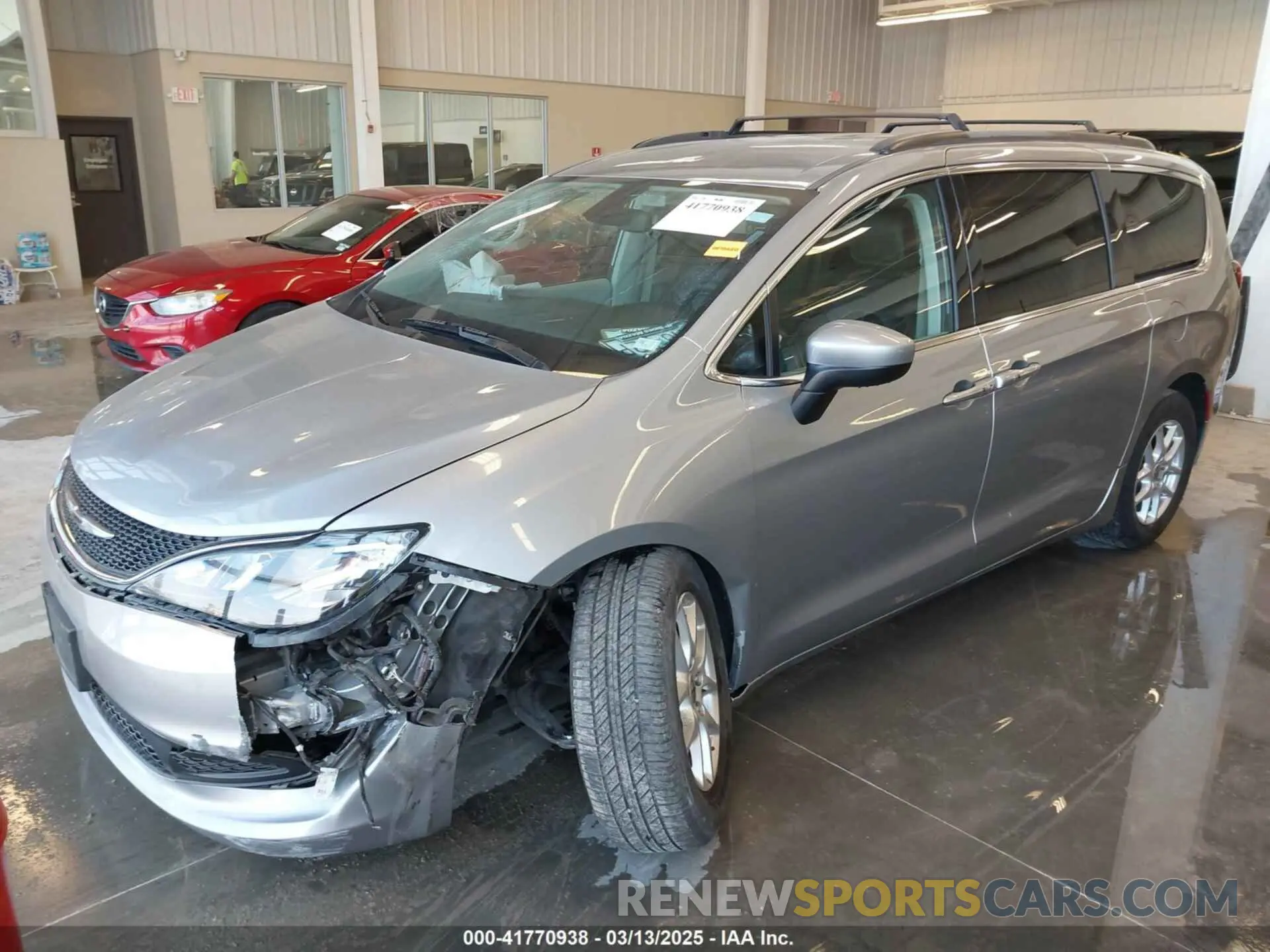 2 Photograph of a damaged car 2C4RC1DG2MR506453 CHRYSLER VOYAGER 2021