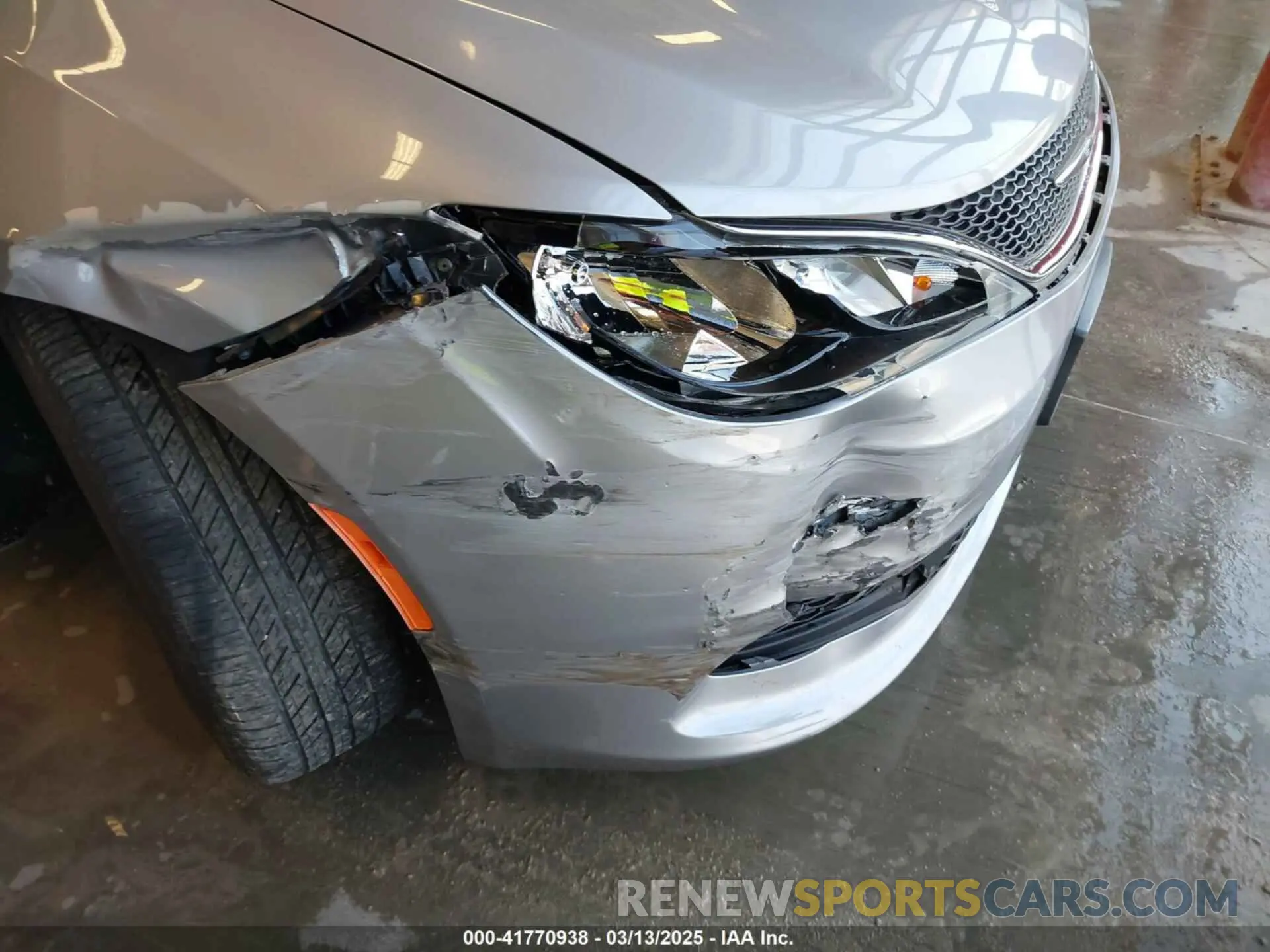 6 Photograph of a damaged car 2C4RC1DG2MR506453 CHRYSLER VOYAGER 2021