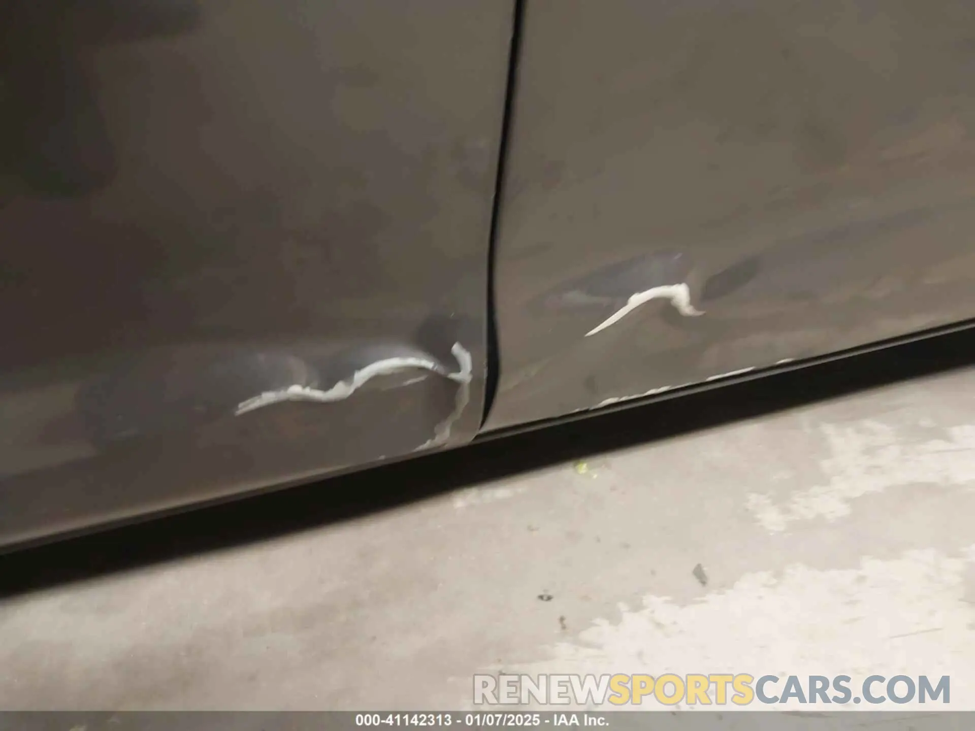 18 Photograph of a damaged car 2C4RC1DG2MR549853 CHRYSLER VOYAGER 2021
