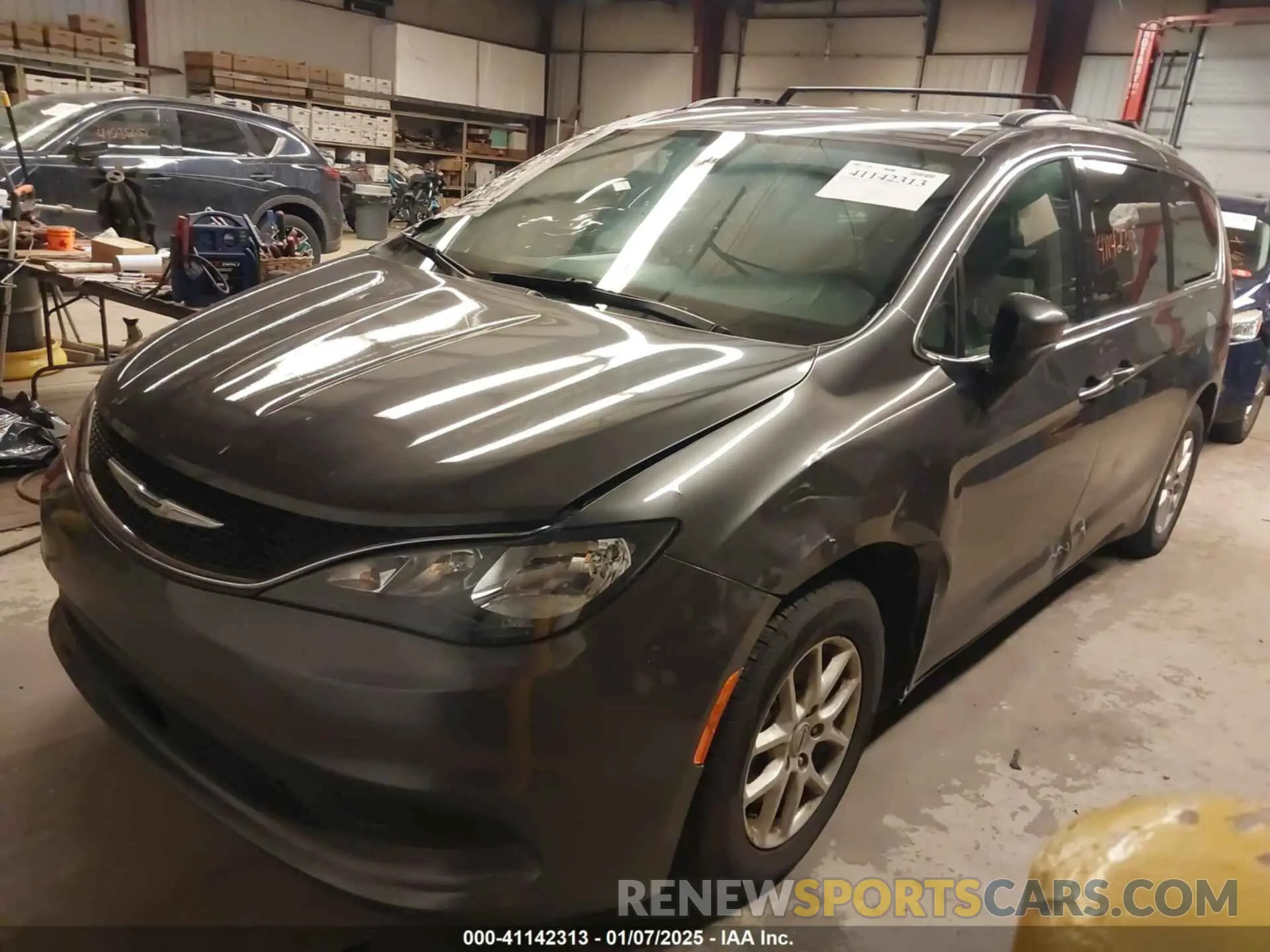 2 Photograph of a damaged car 2C4RC1DG2MR549853 CHRYSLER VOYAGER 2021