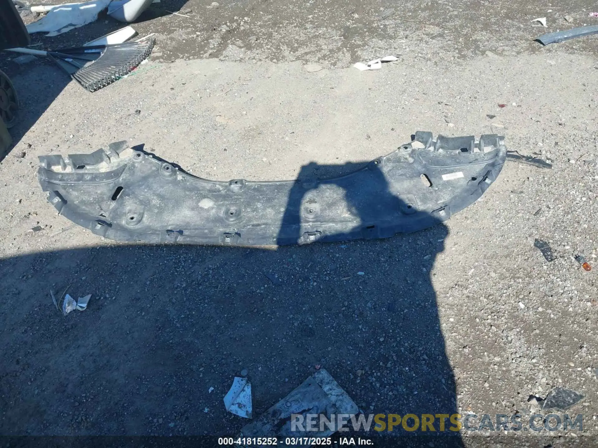 12 Photograph of a damaged car 2C4RC1DG5MR538328 CHRYSLER VOYAGER 2021