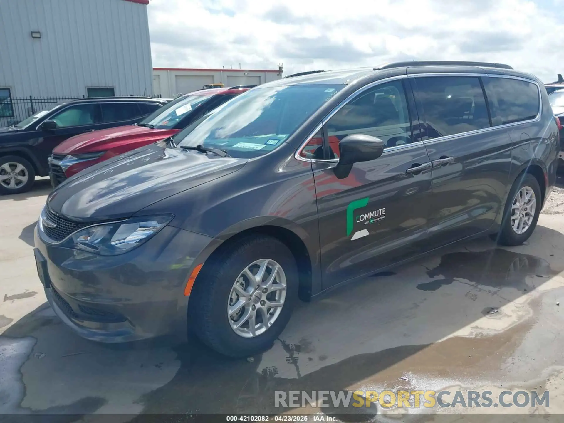 2 Photograph of a damaged car 2C4RC1DG6MR505614 CHRYSLER VOYAGER 2021