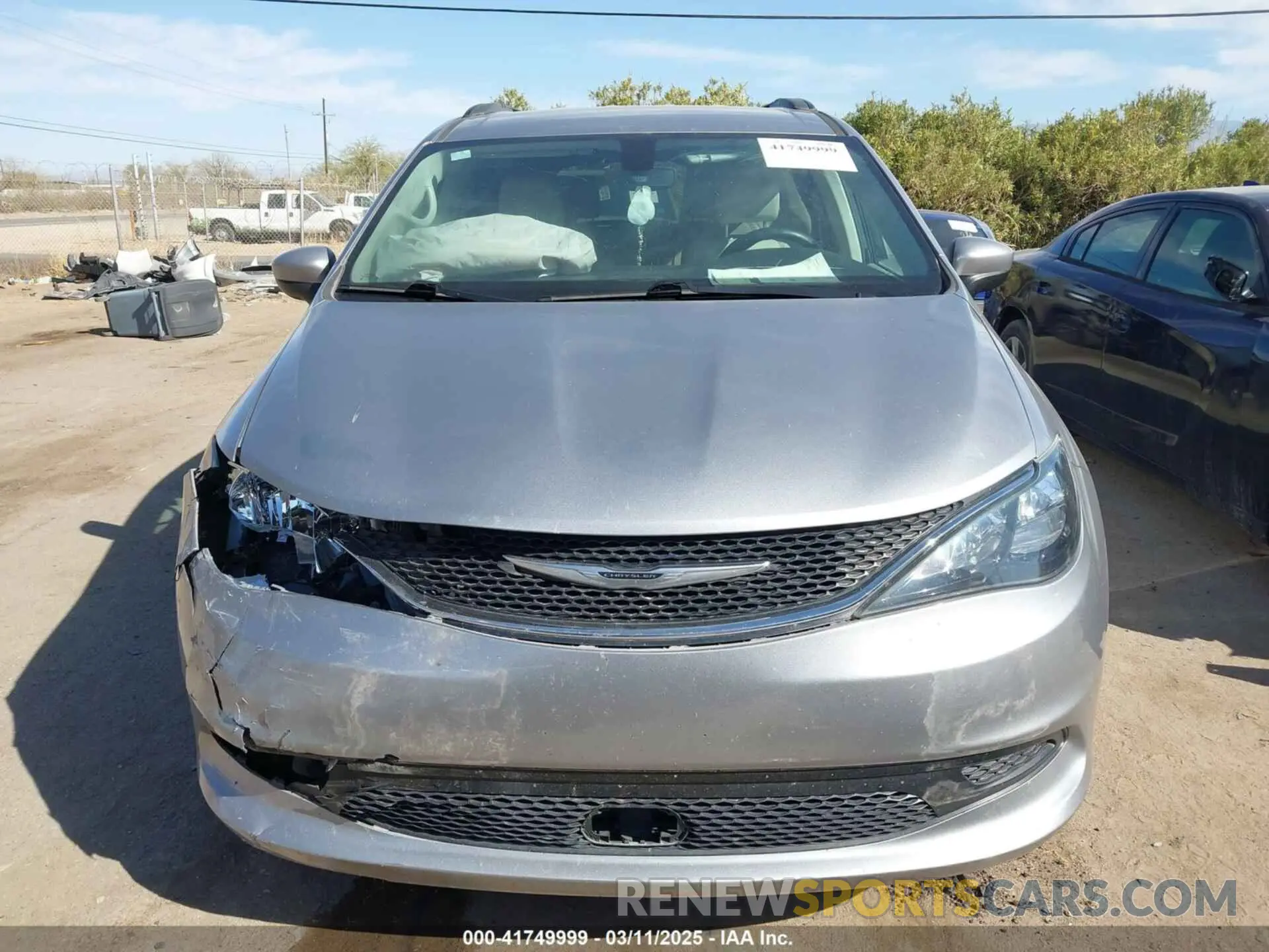 12 Photograph of a damaged car 2C4RC1DG8MR530692 CHRYSLER VOYAGER 2021