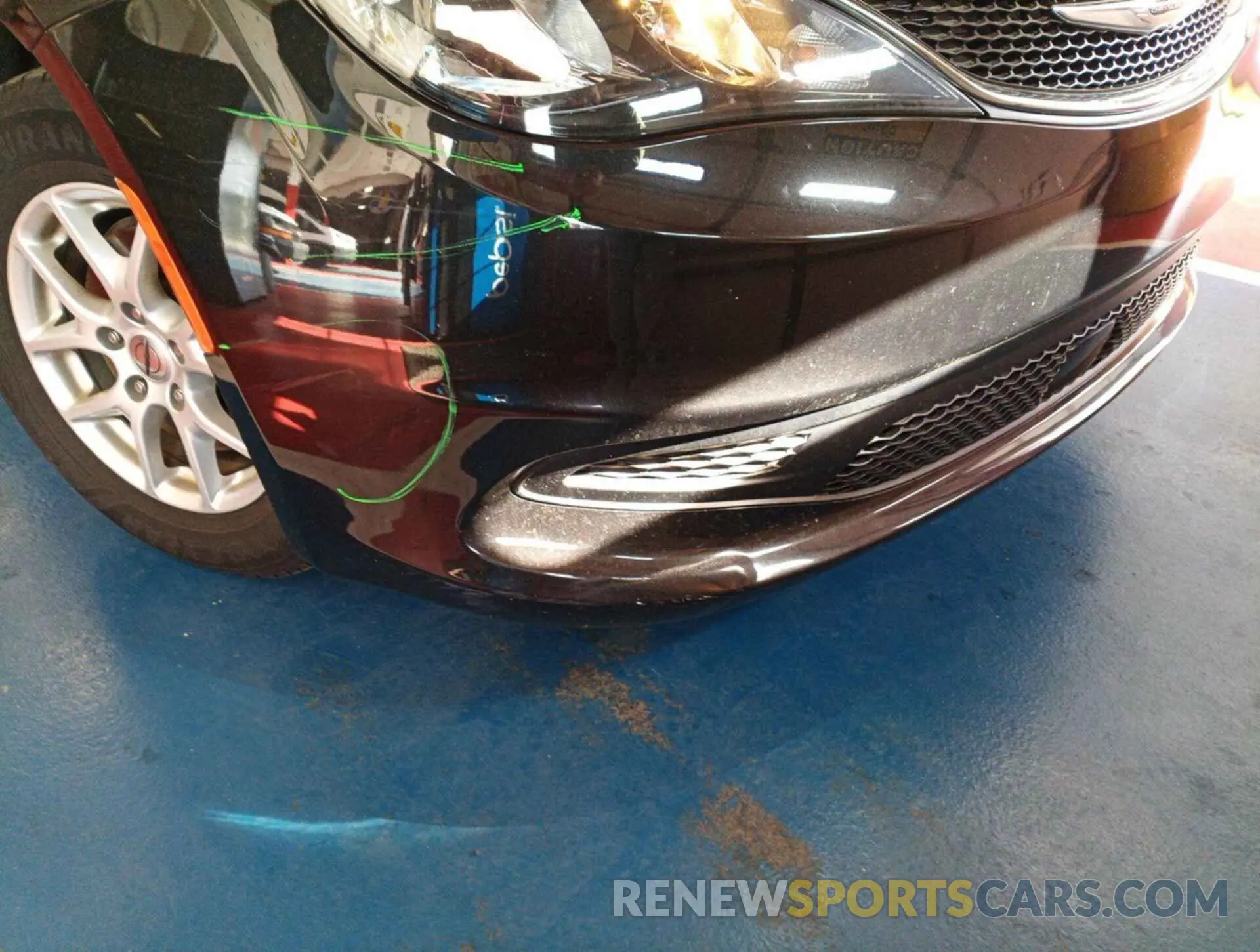 13 Photograph of a damaged car 2C4RC1DGXMR555075 CHRYSLER VOYAGER 2021