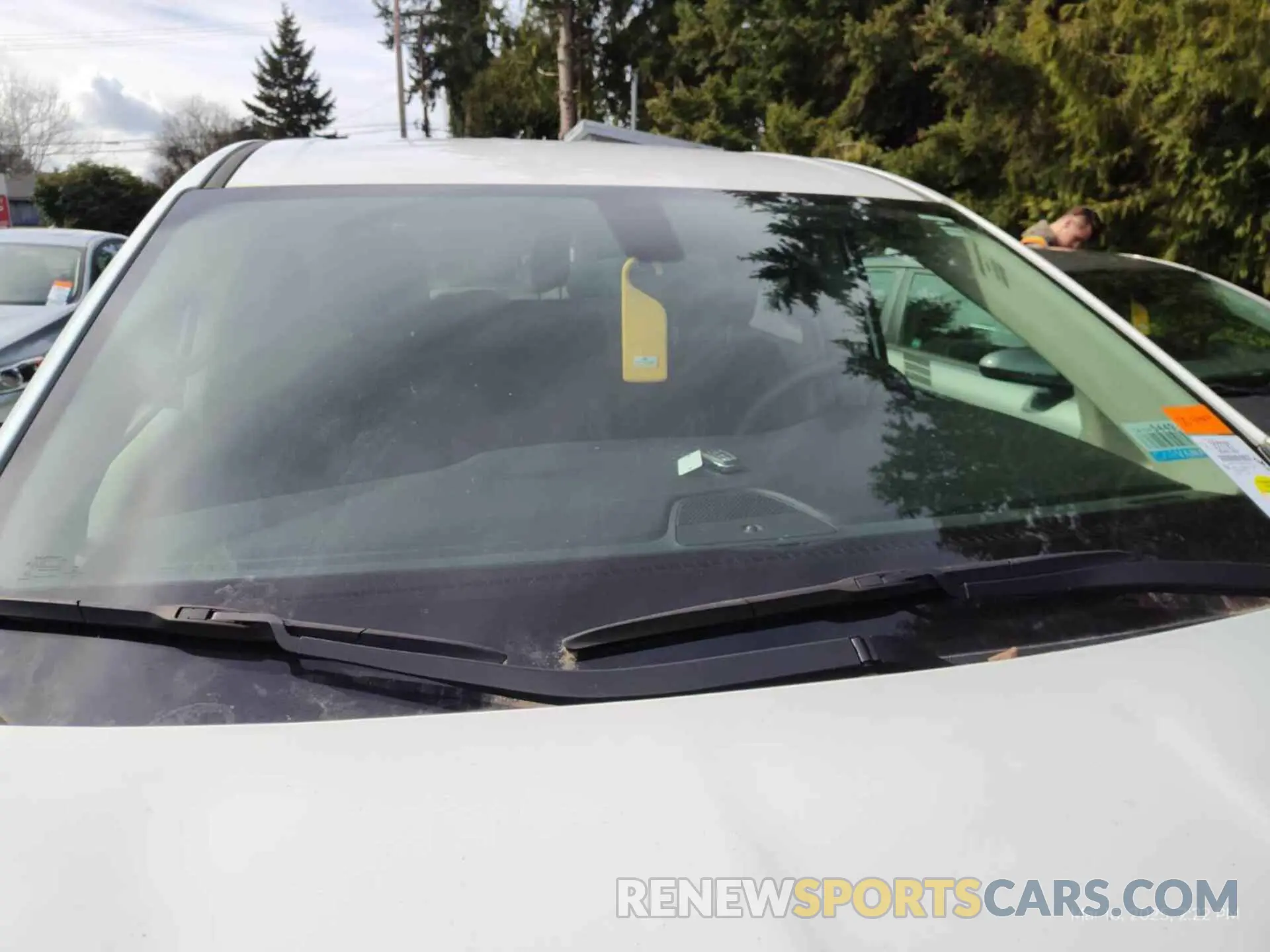 9 Photograph of a damaged car 2C4RC1CG0NR103316 CHRYSLER VOYAGER 2022