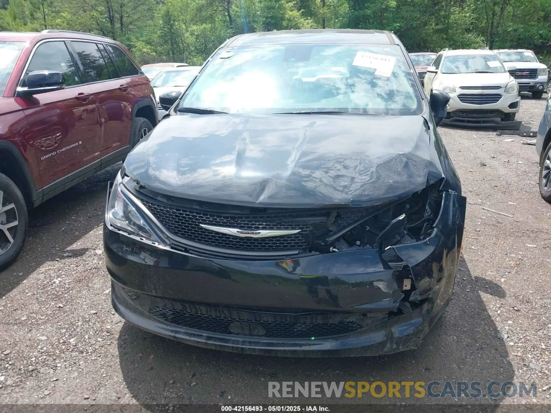 6 Photograph of a damaged car 2C4RC1CG9NR126478 CHRYSLER VOYAGER 2022