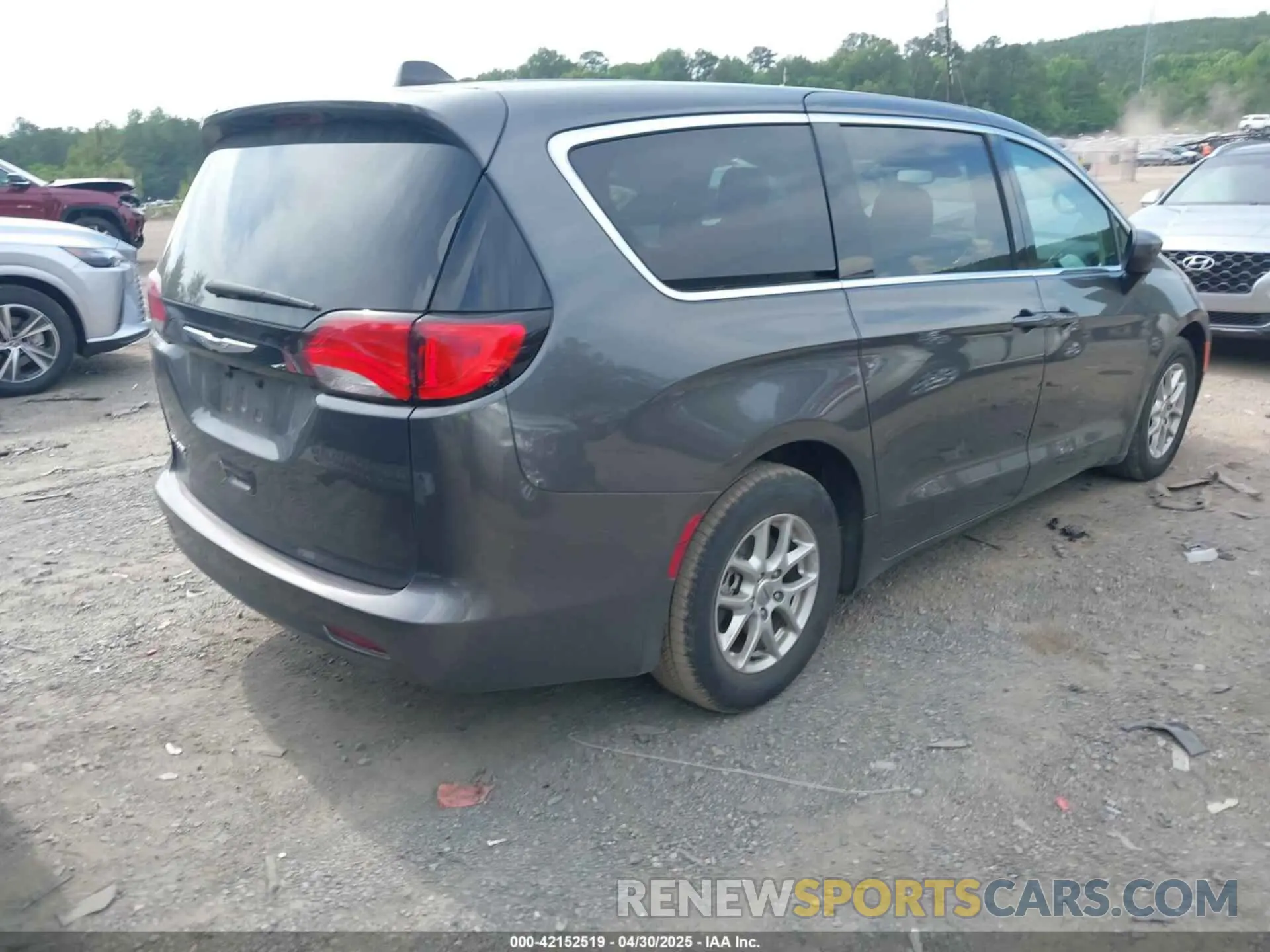 4 Photograph of a damaged car 2C4RC1CG0PR563790 CHRYSLER VOYAGER 2023