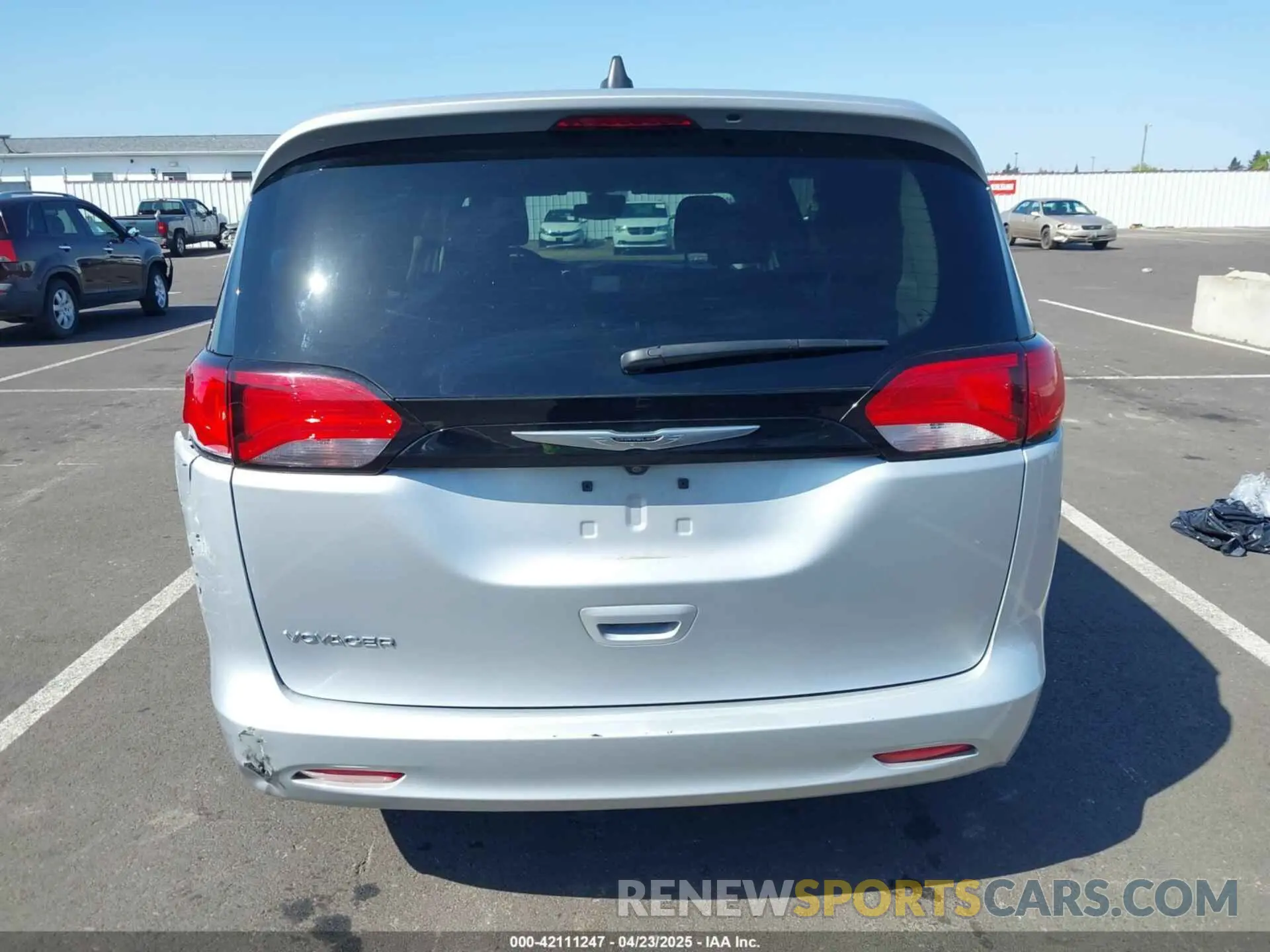16 Photograph of a damaged car 2C4RC1CG0PR597647 CHRYSLER VOYAGER 2023