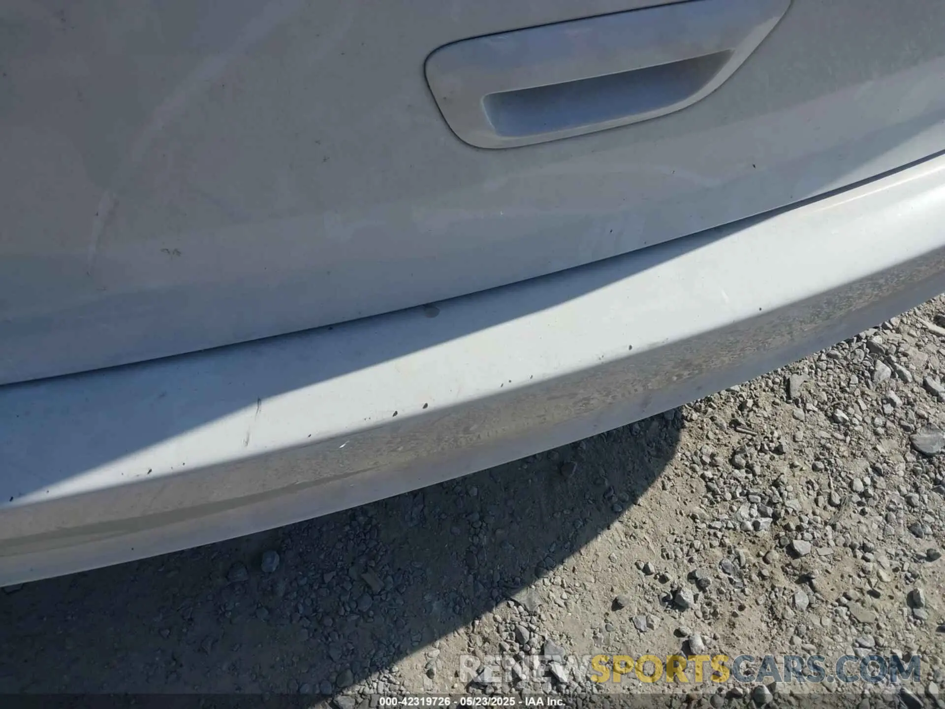 6 Photograph of a damaged car 2C4RC1CG2PR547672 CHRYSLER VOYAGER 2023