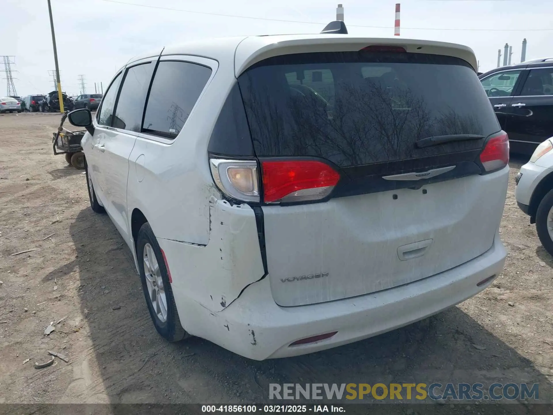3 Photograph of a damaged car 2C4RC1CG2PR564391 CHRYSLER VOYAGER 2023